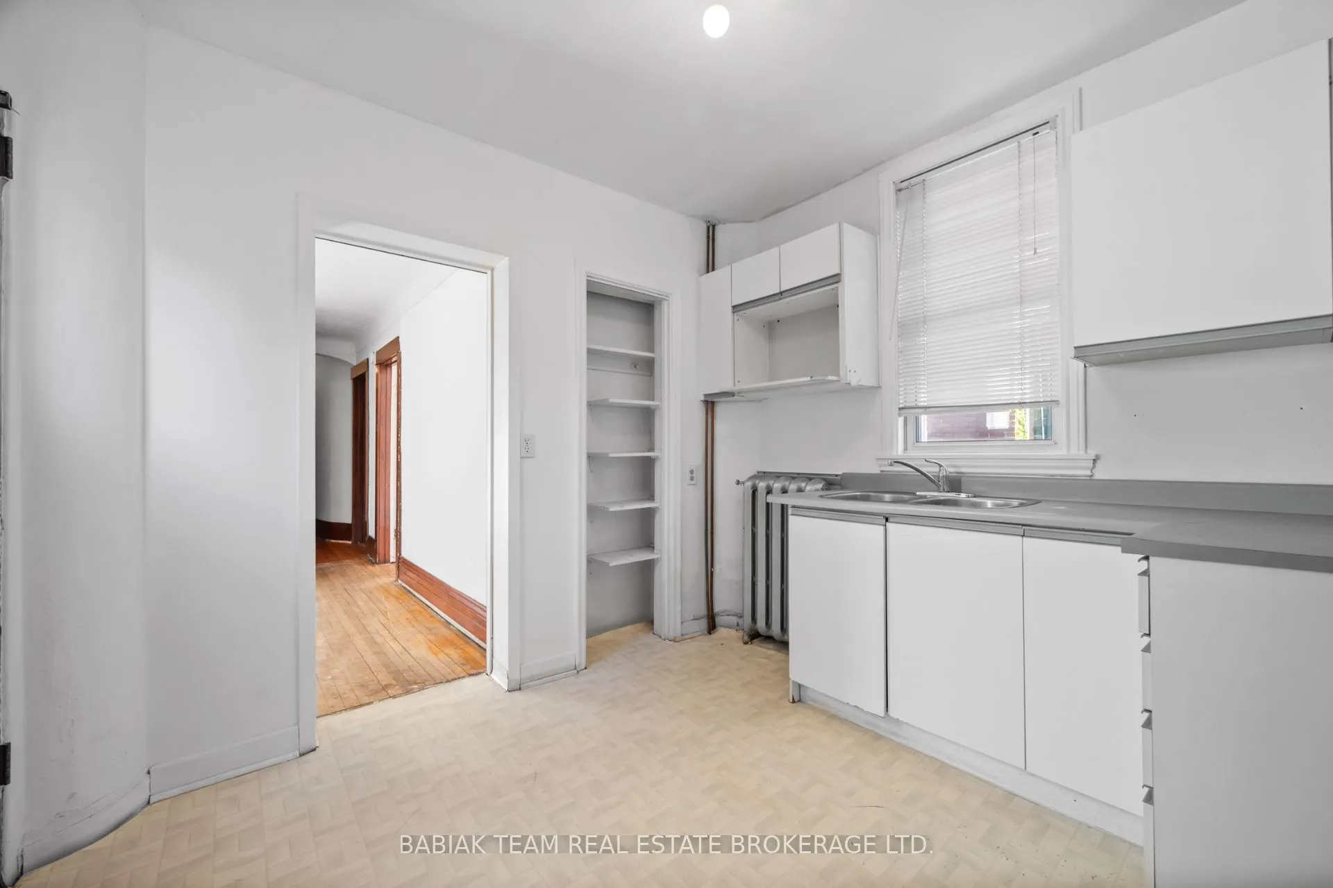310 Sunnyside Avenue