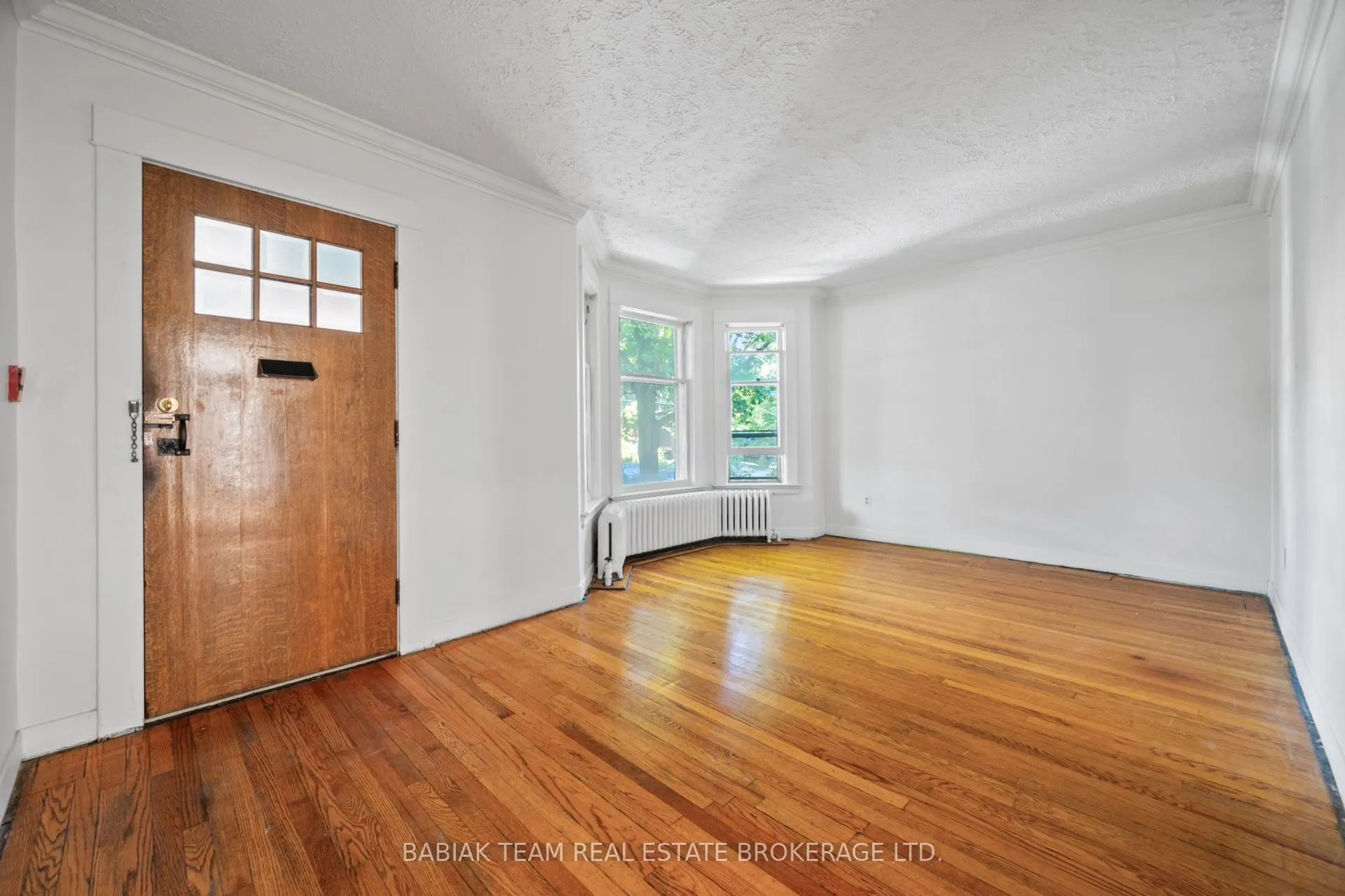 310 Sunnyside Avenue
