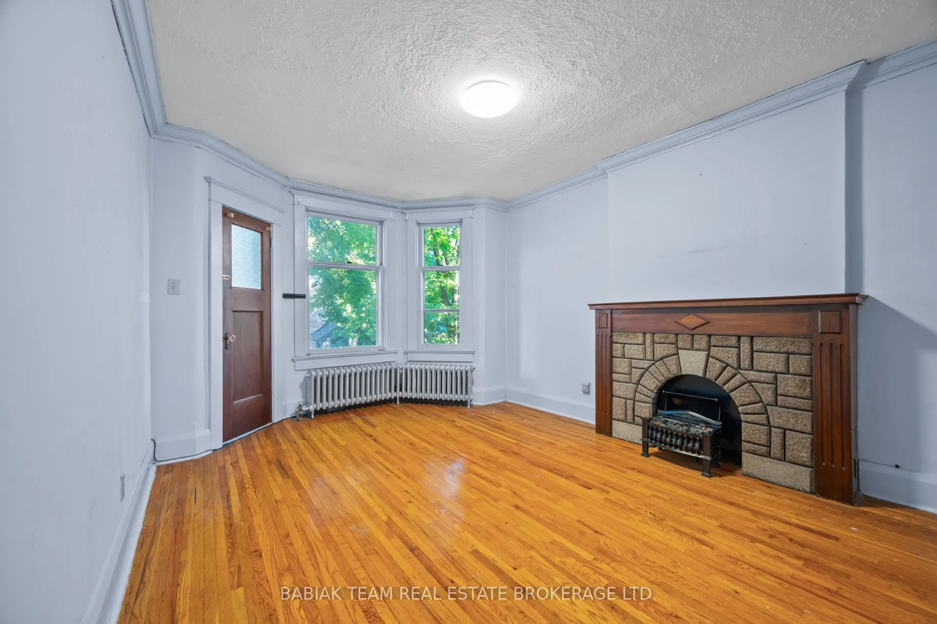 310 Sunnyside Avenue