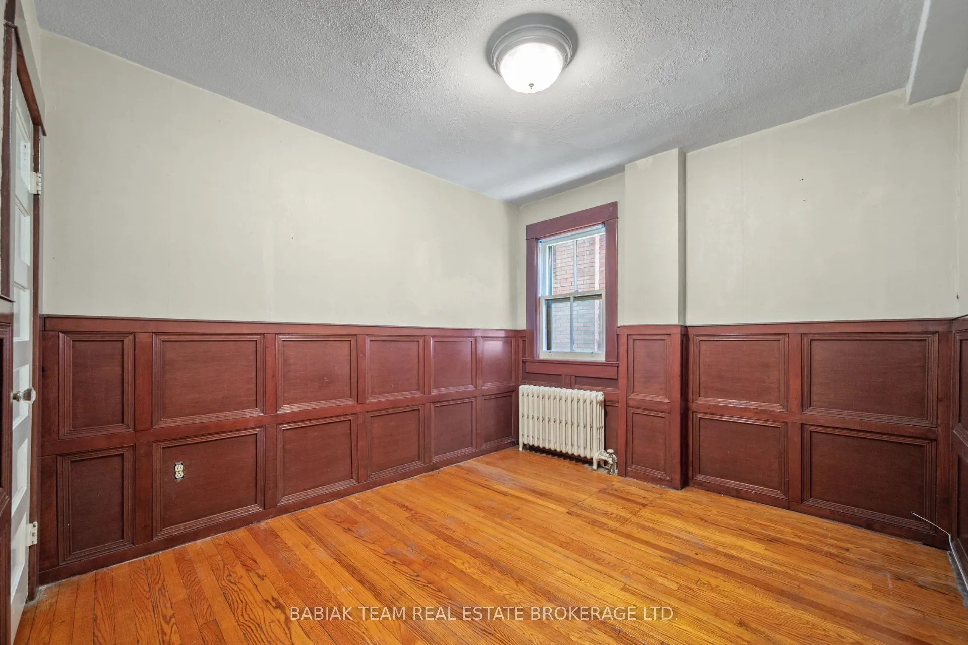 310 Sunnyside Avenue