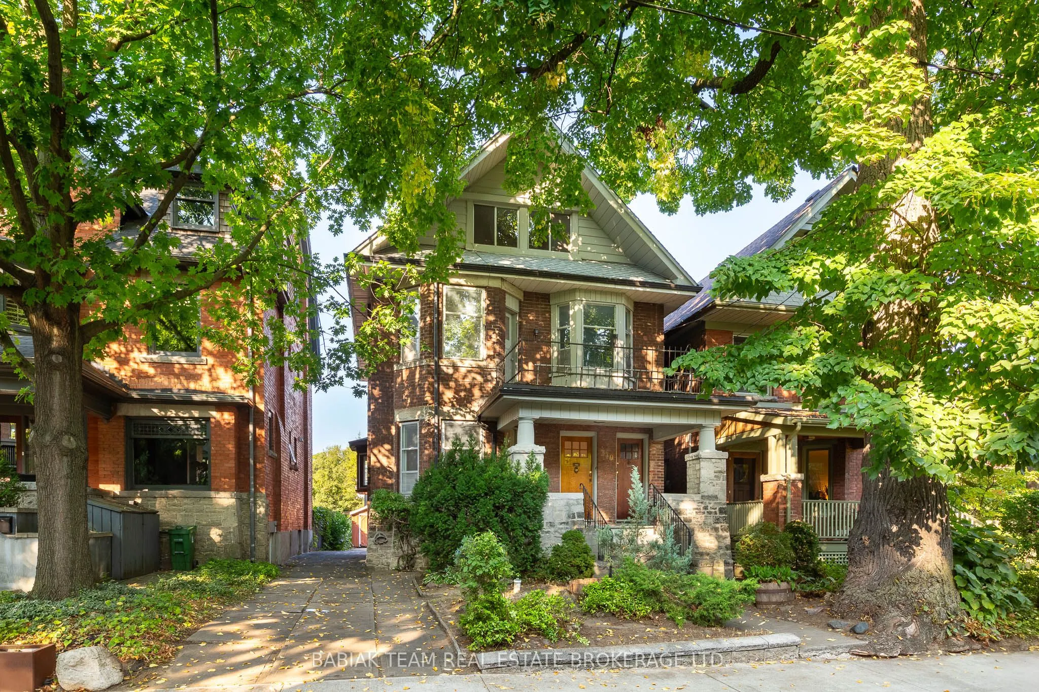 310 Sunnyside Avenue