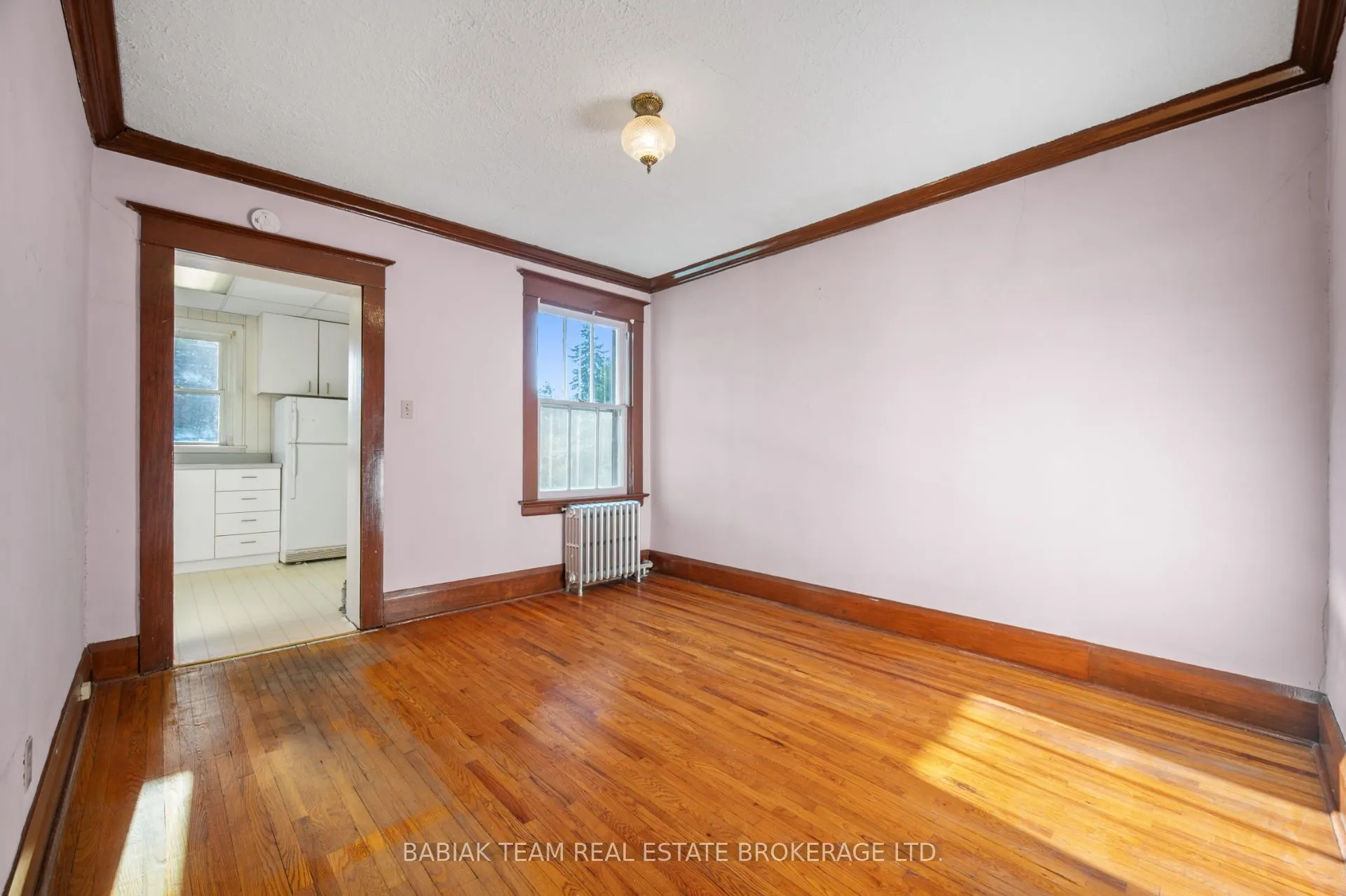 310 Sunnyside Avenue