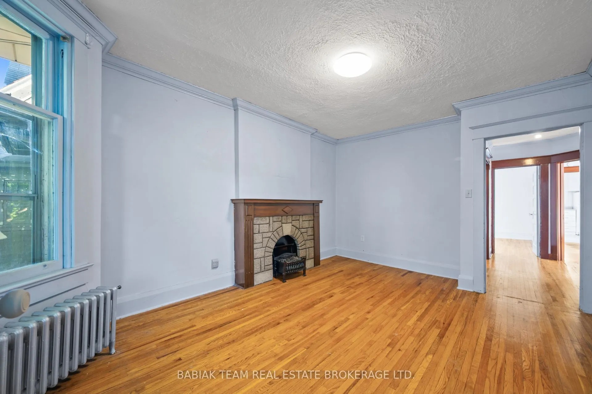 310 Sunnyside Avenue