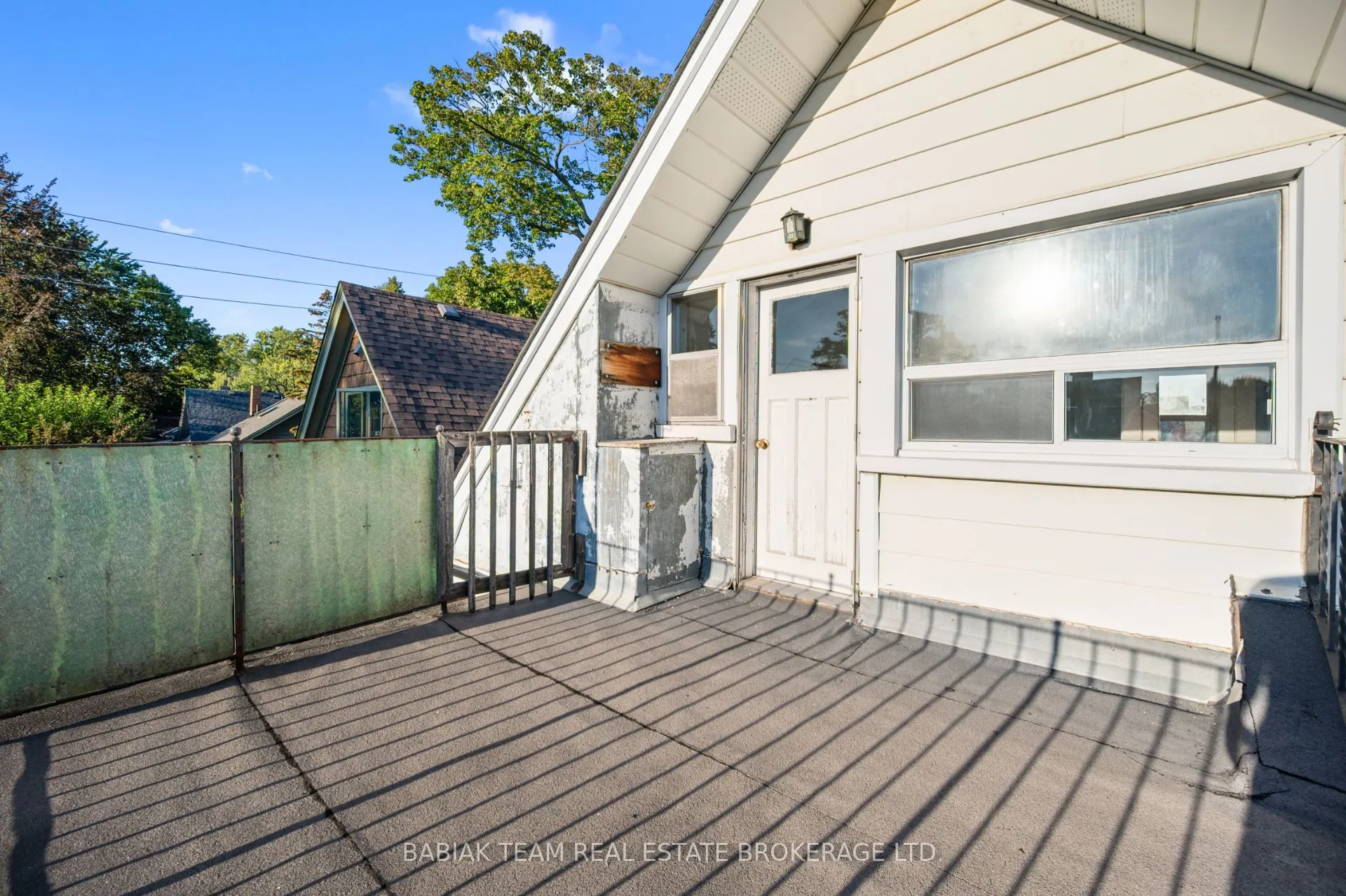 310 Sunnyside Avenue