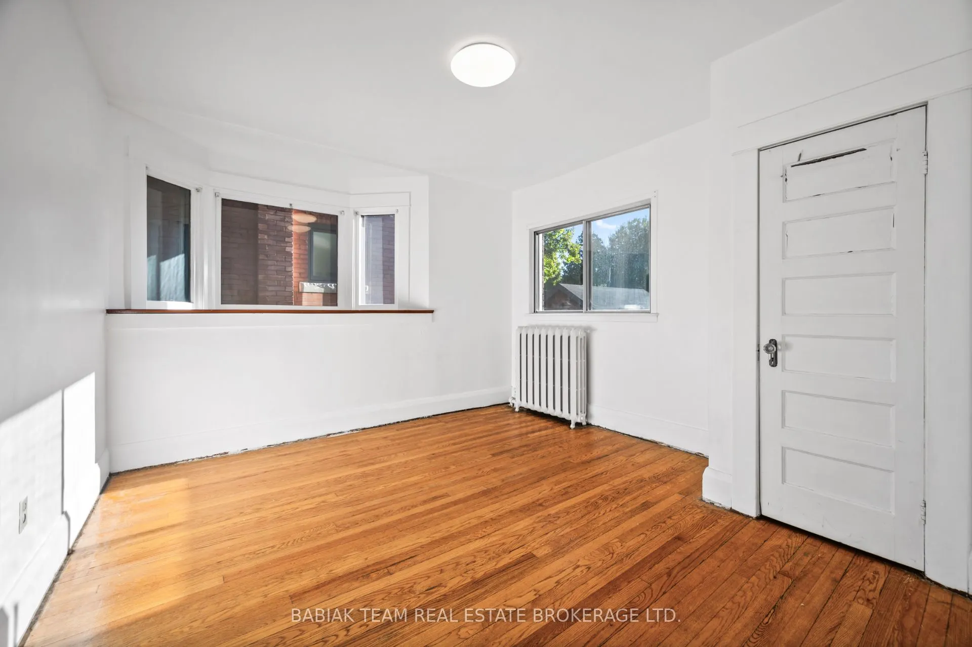 310 Sunnyside Avenue