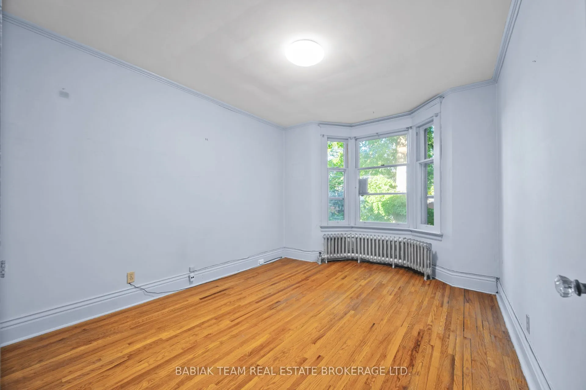 310 Sunnyside Avenue