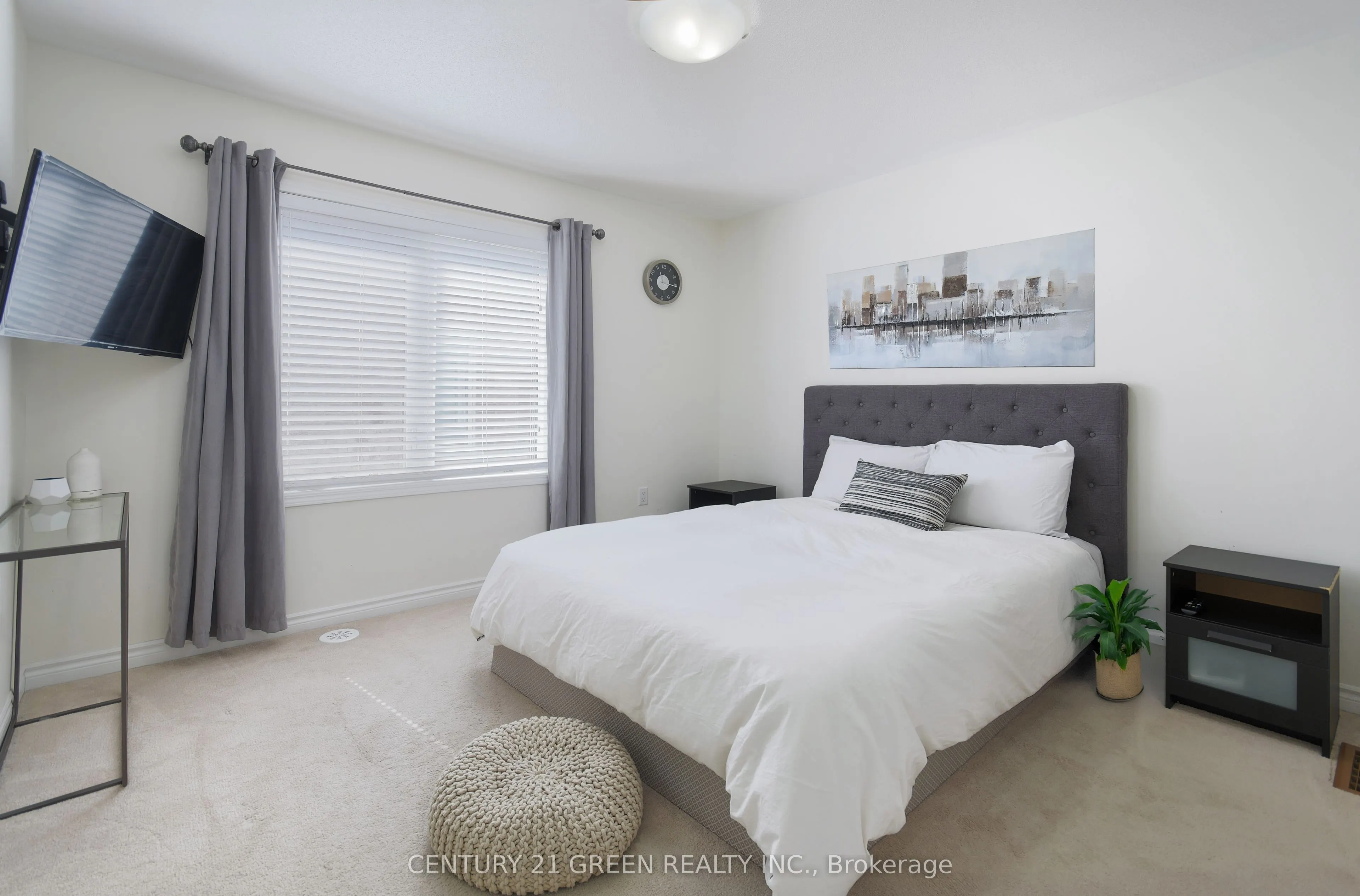 526 Allport Gate