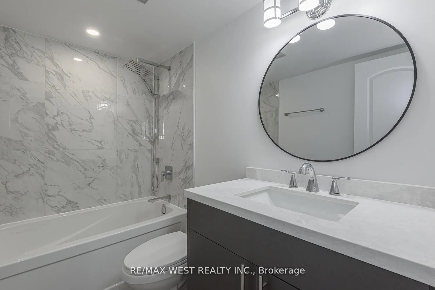 820 Burnhamthorpe Road, #1104