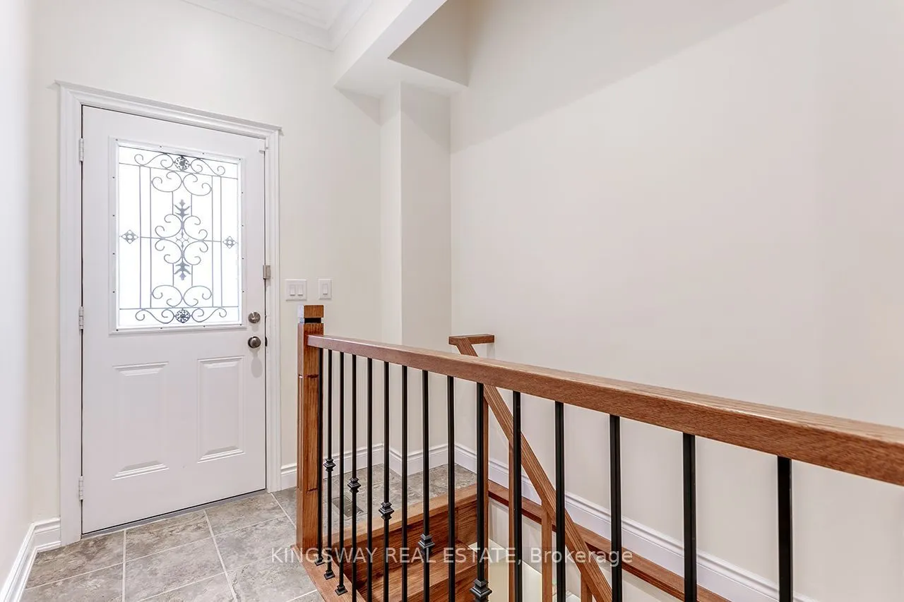 9 Scotchmere Crescent