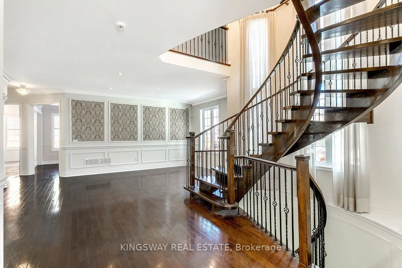 9 Scotchmere Crescent