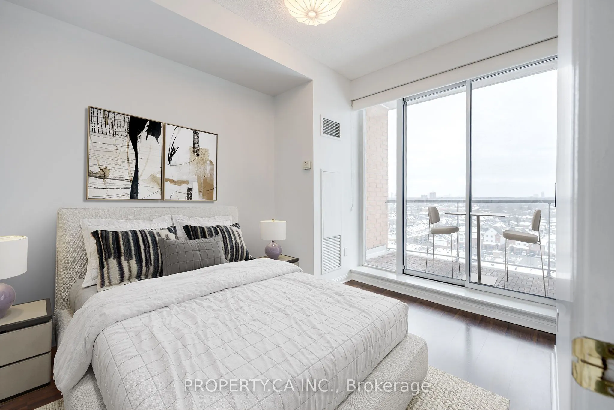 1140 Parkwest Place, #1208