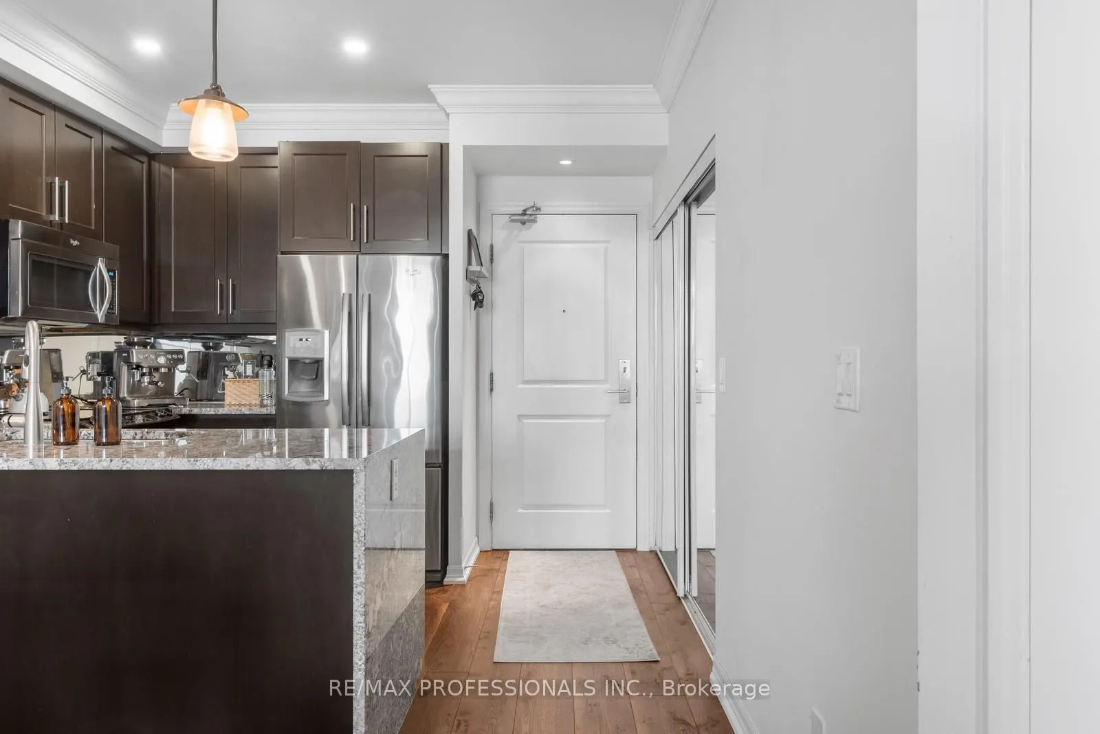 3563 Lakeshore Boulevard W, #314
