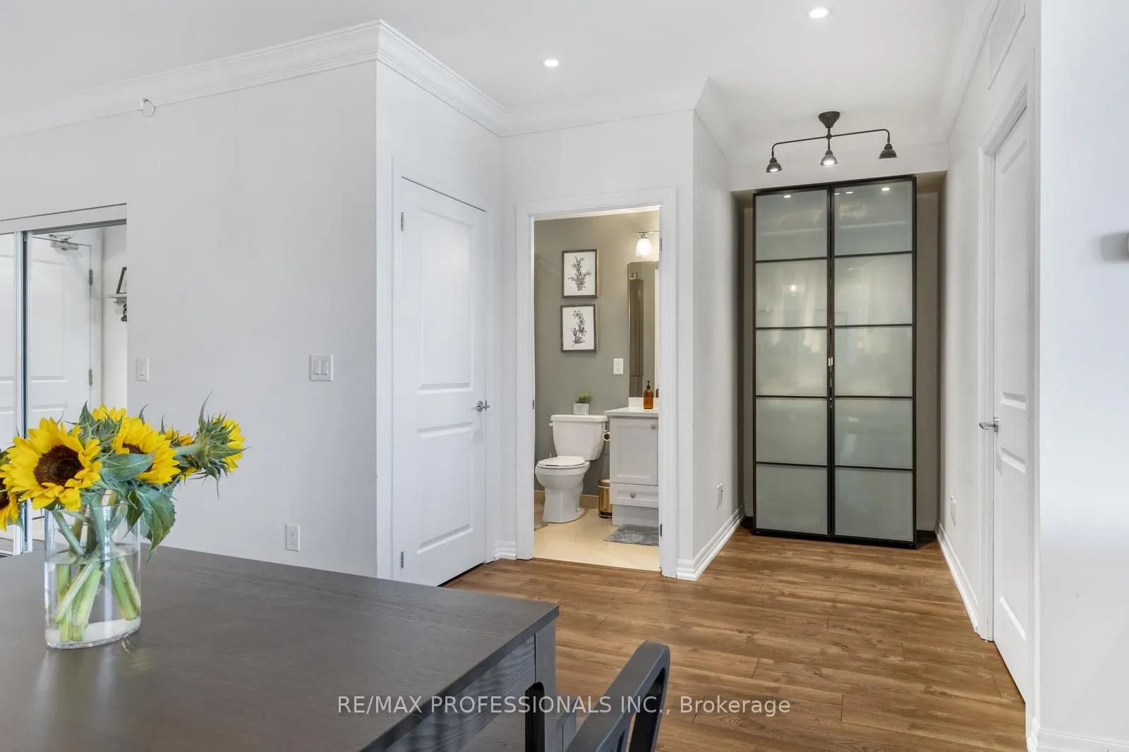3563 Lakeshore Boulevard W, #314