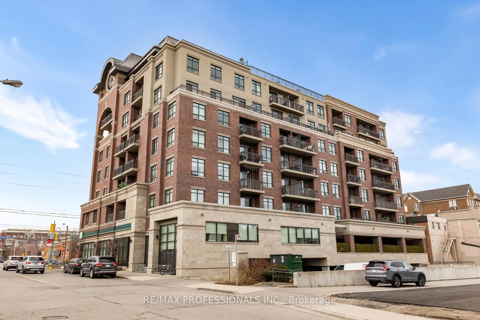 3563 Lakeshore Boulevard W, #314
