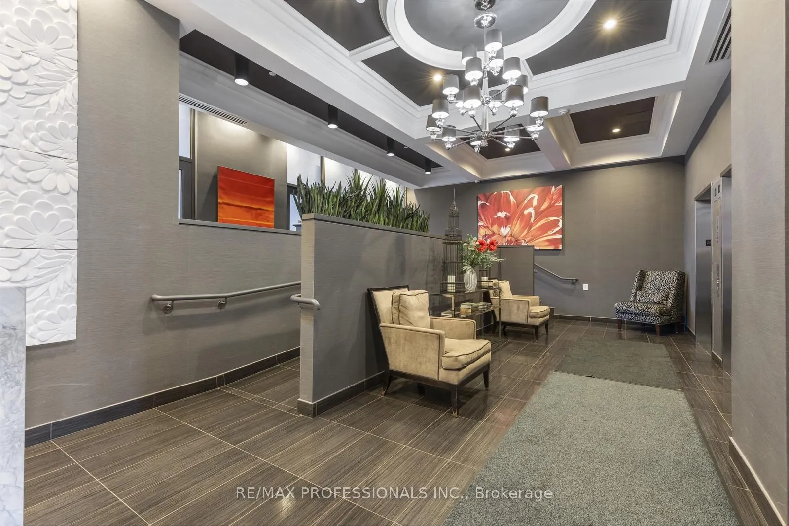 3563 Lakeshore Boulevard W, #314