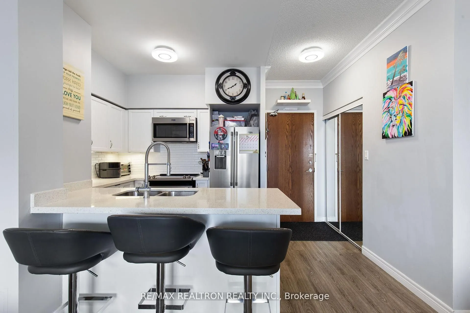 2772 Keele Street, #208