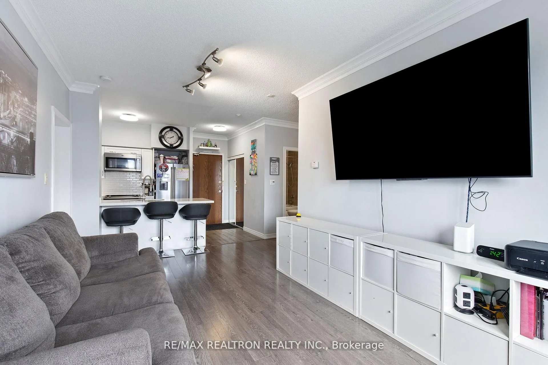 2772 Keele Street, #208