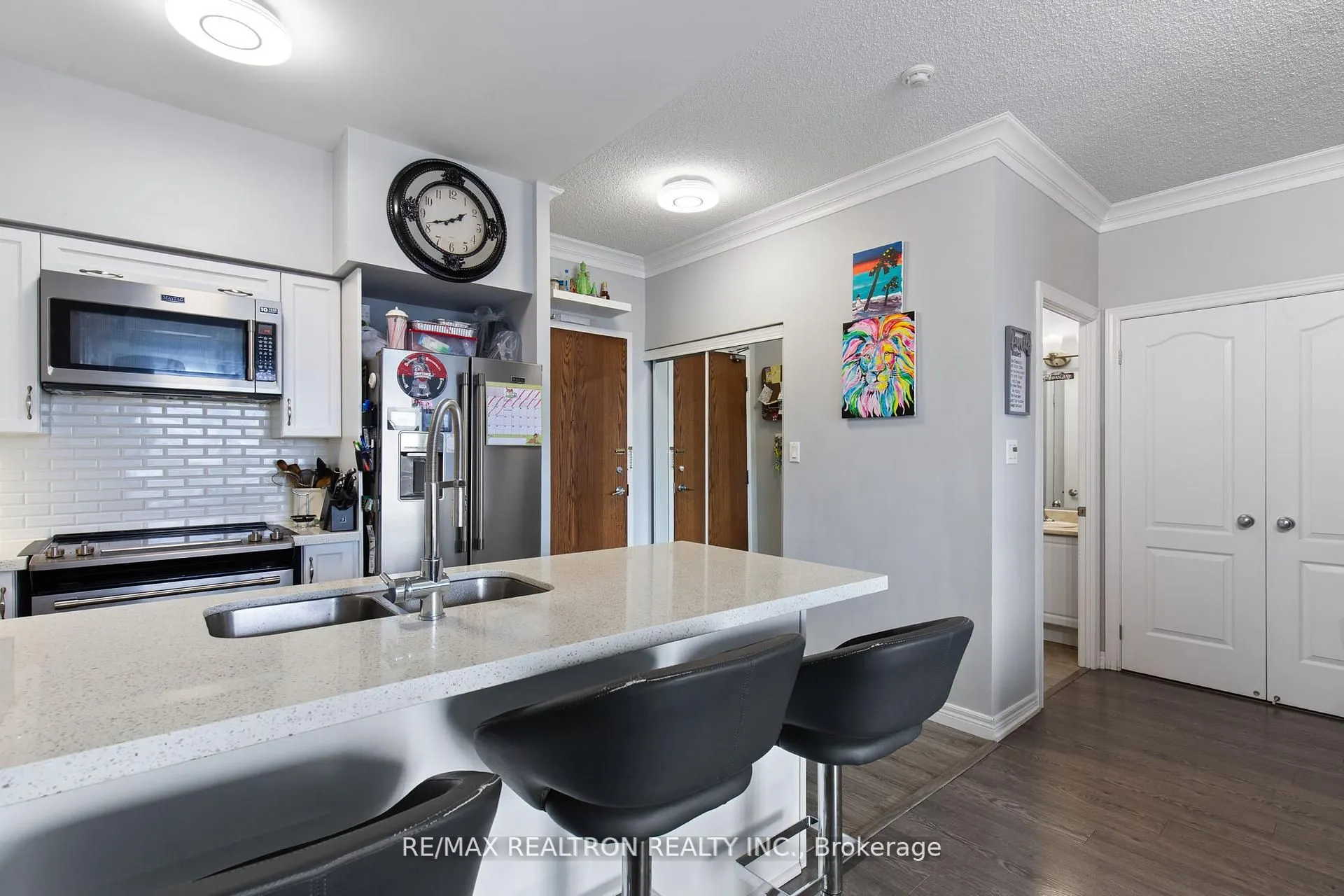 2772 Keele Street, #208