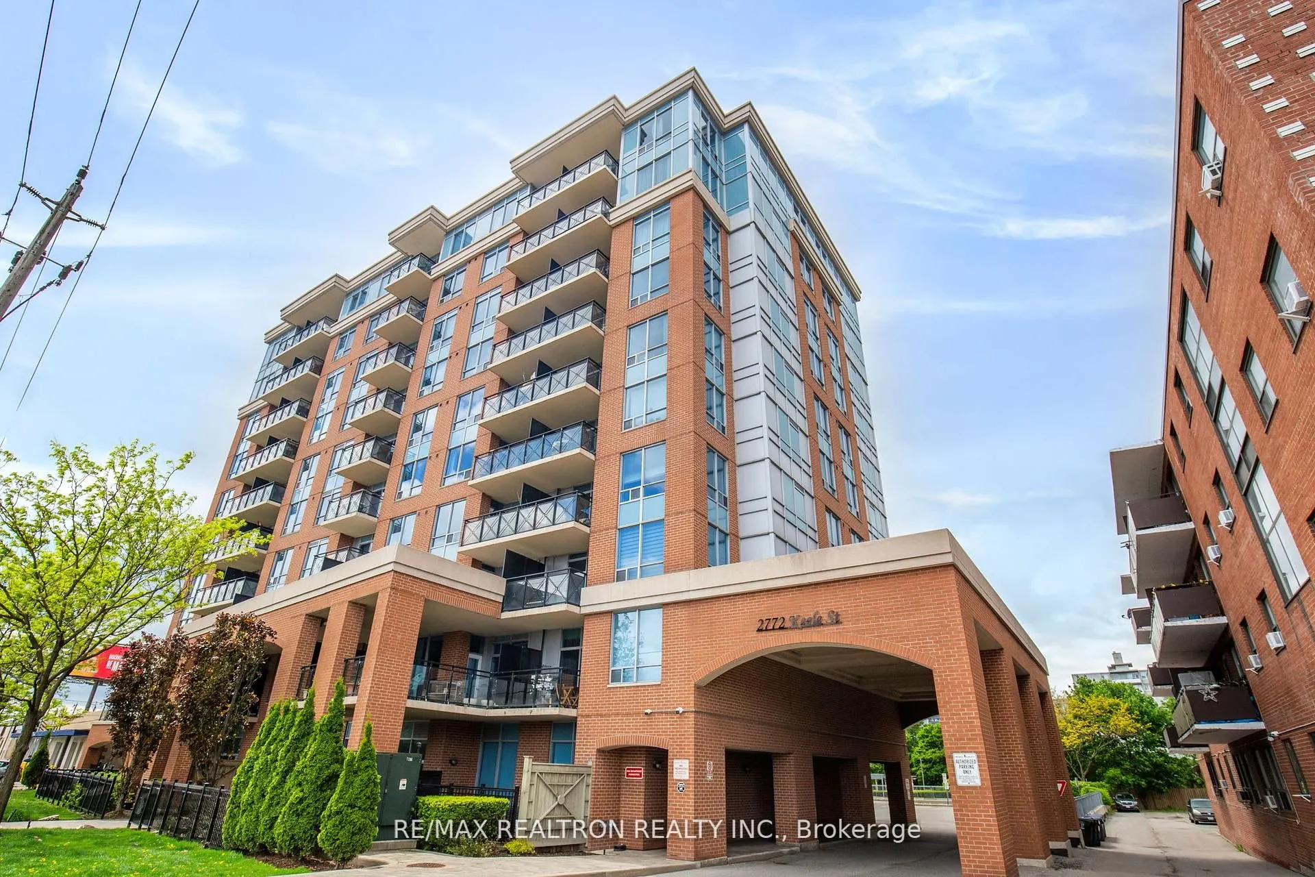 2772 Keele Street, #208