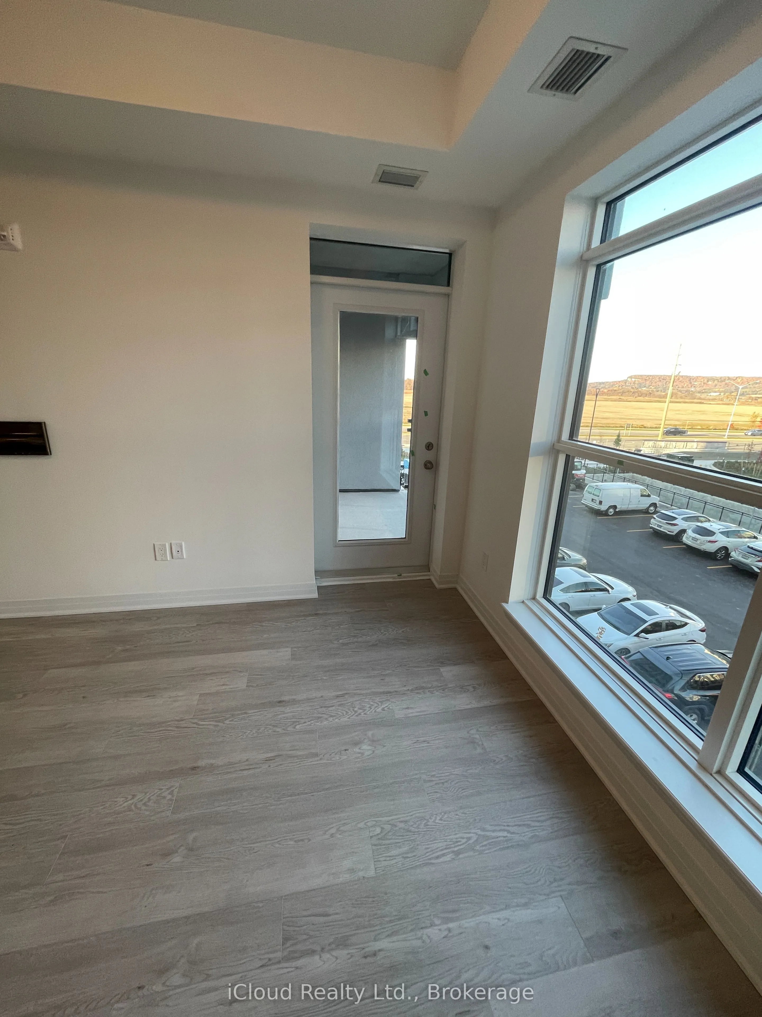 480 Gordon Krantz Avenue, #312