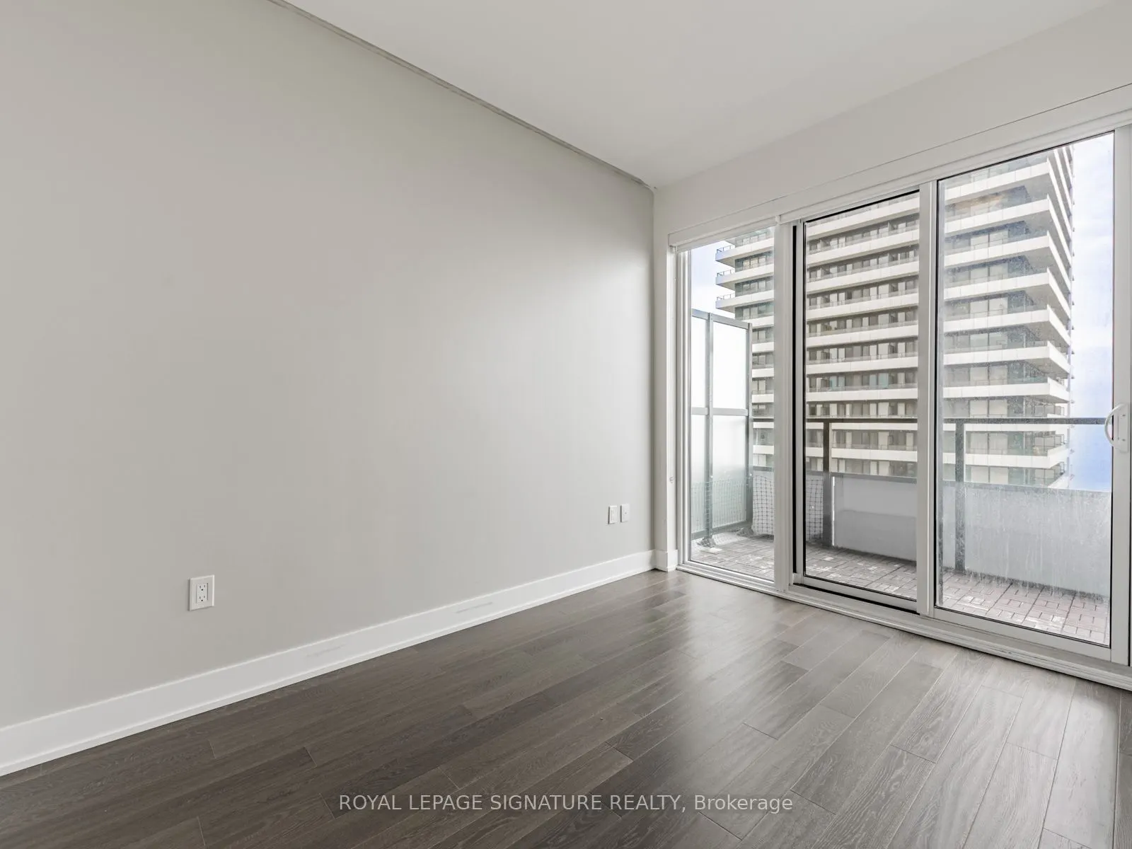 30 Shore Breeze Drive, #3217