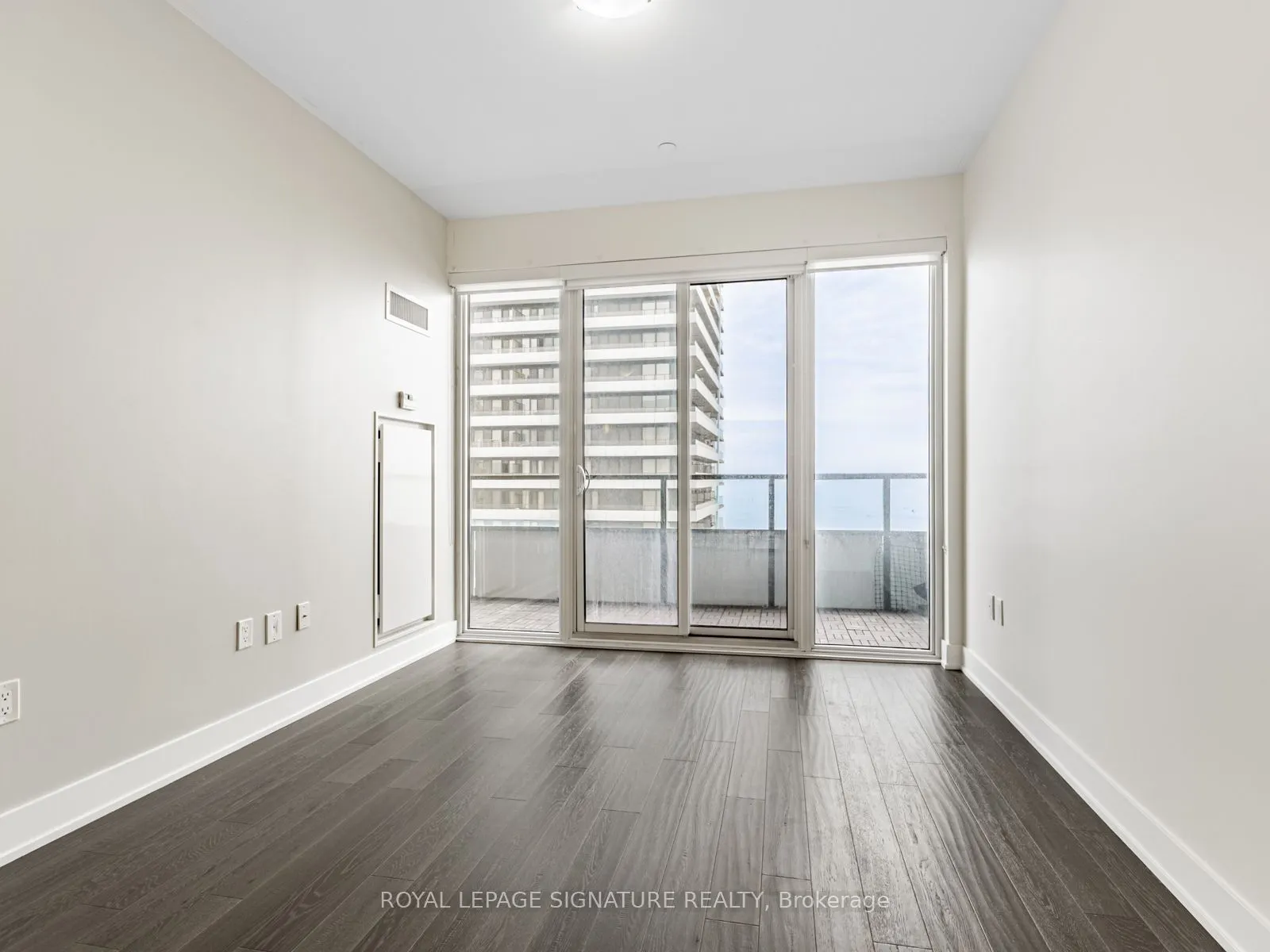 30 Shore Breeze Drive, #3217
