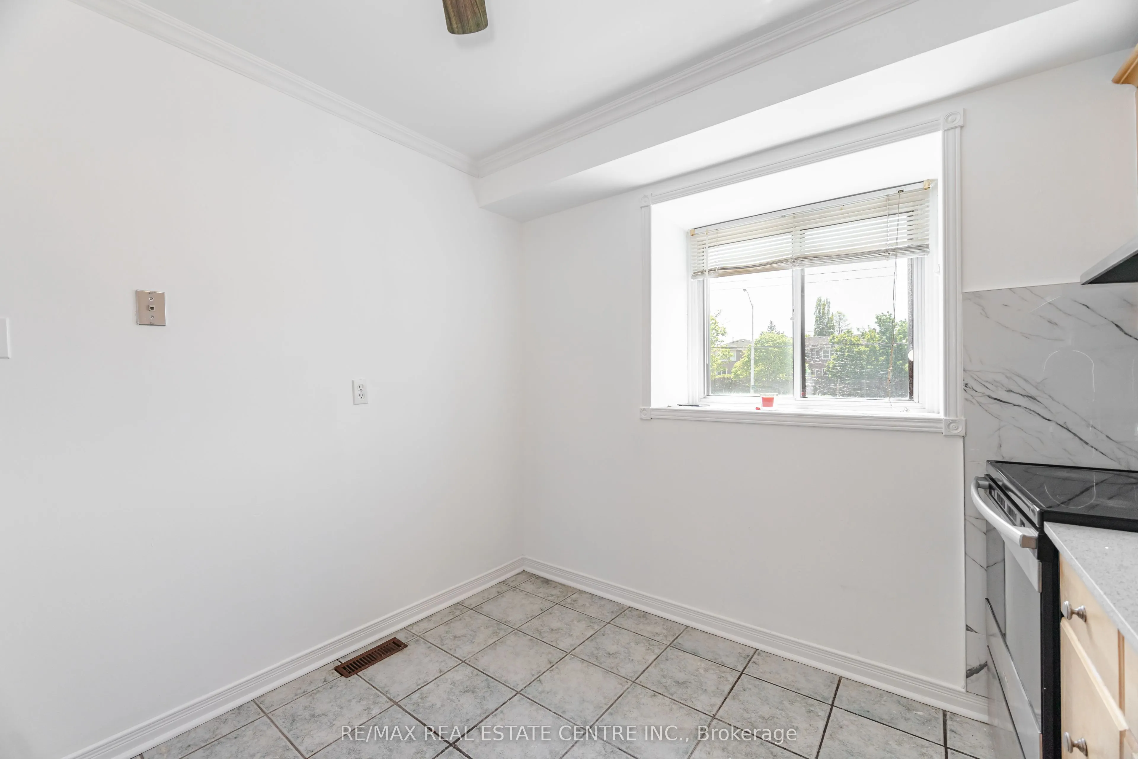 122 Moregate Crescent, #47