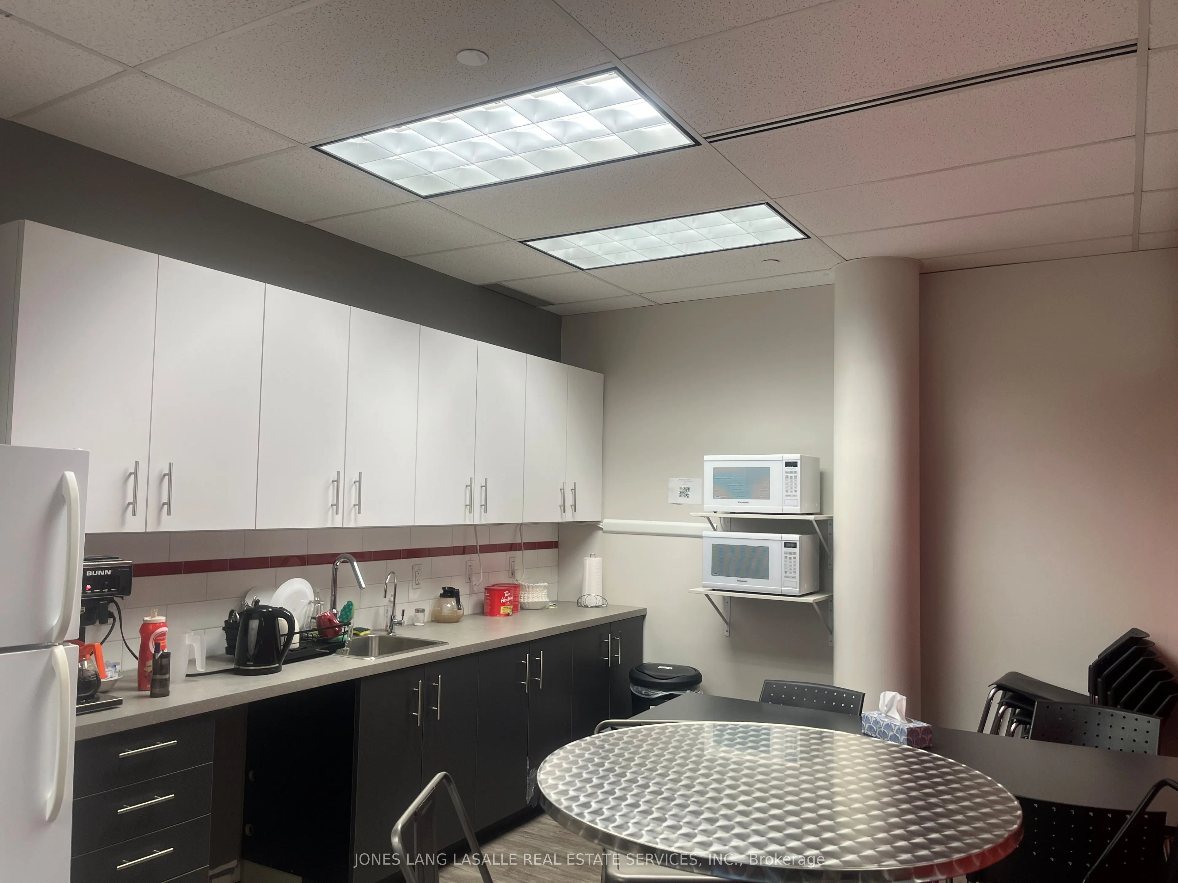 5045 South Service Road, #201