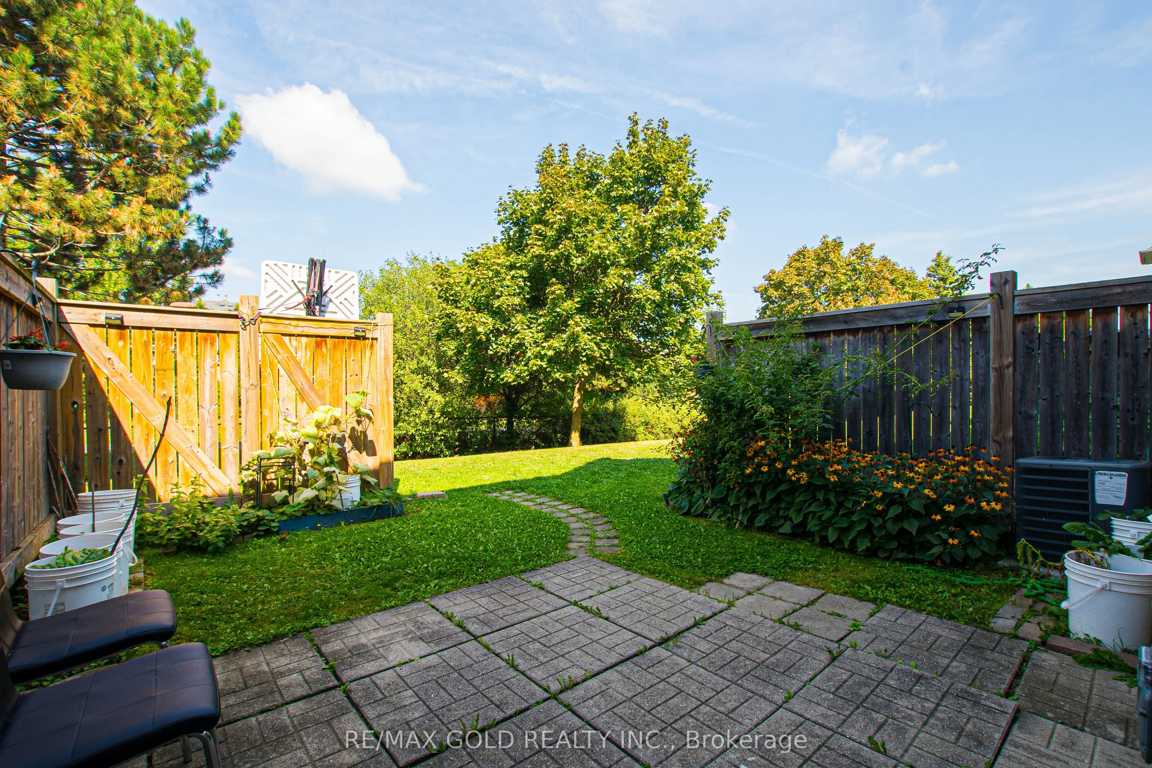 26 Wickstead Court, #13