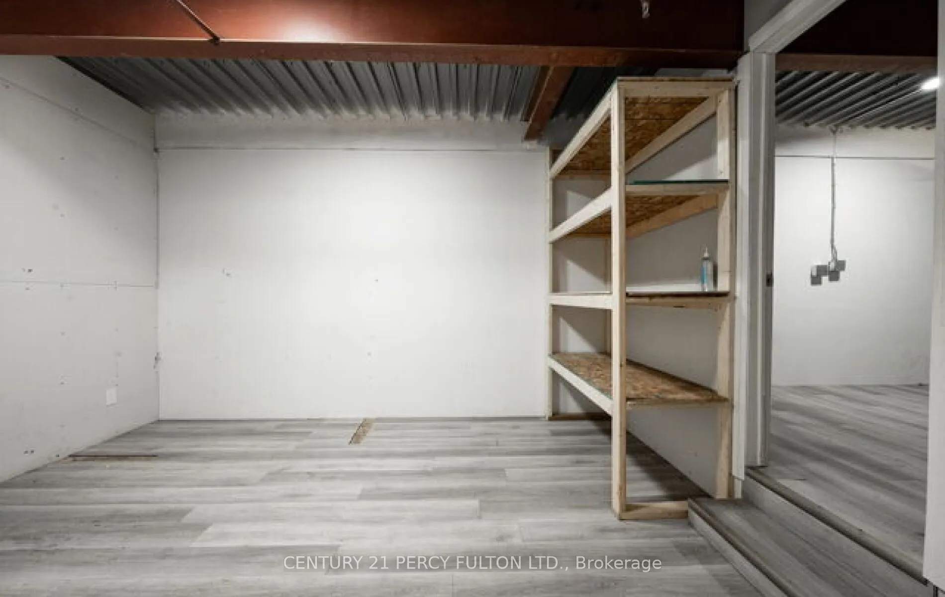 755 Queensway E, #22
