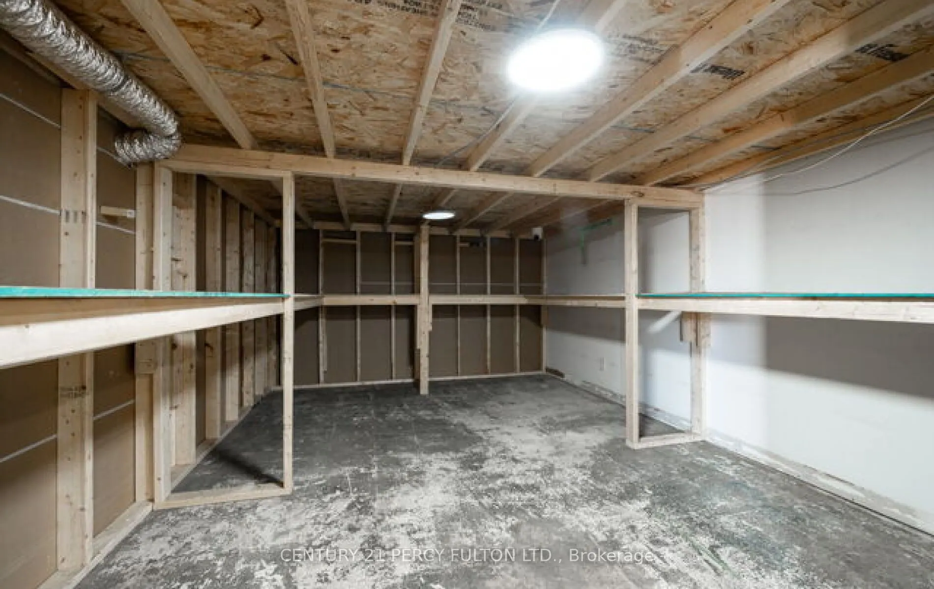 755 Queensway E, #22