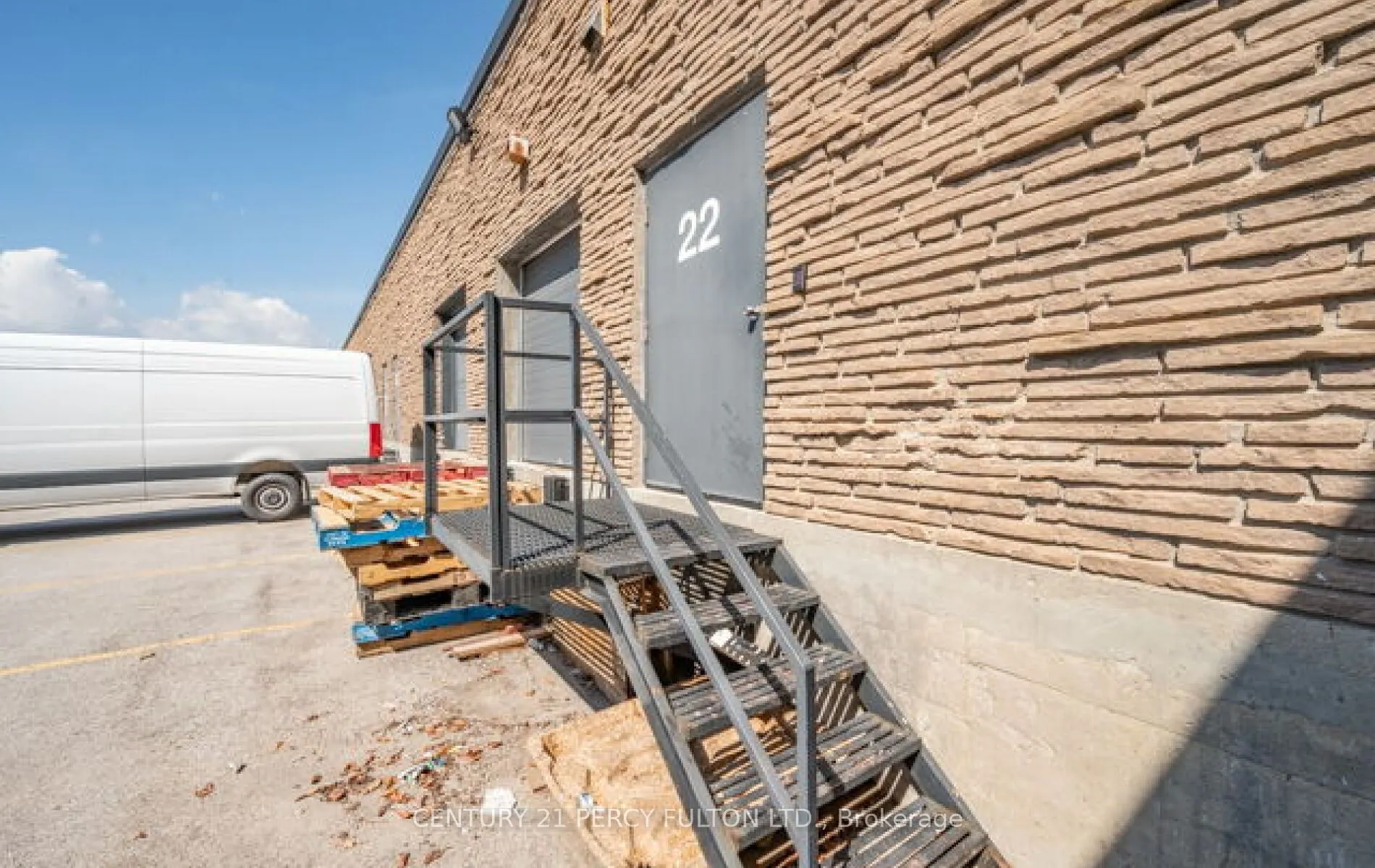 755 Queensway E, #22