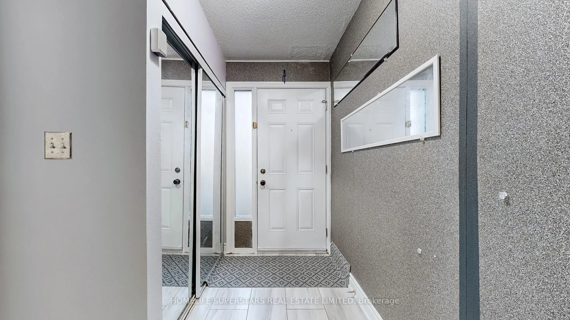 76 Collins Crescent, #75