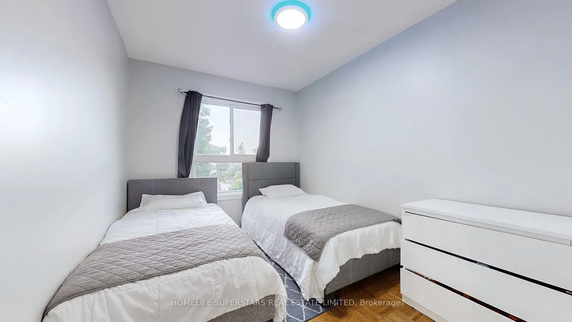 76 Collins Crescent, #75