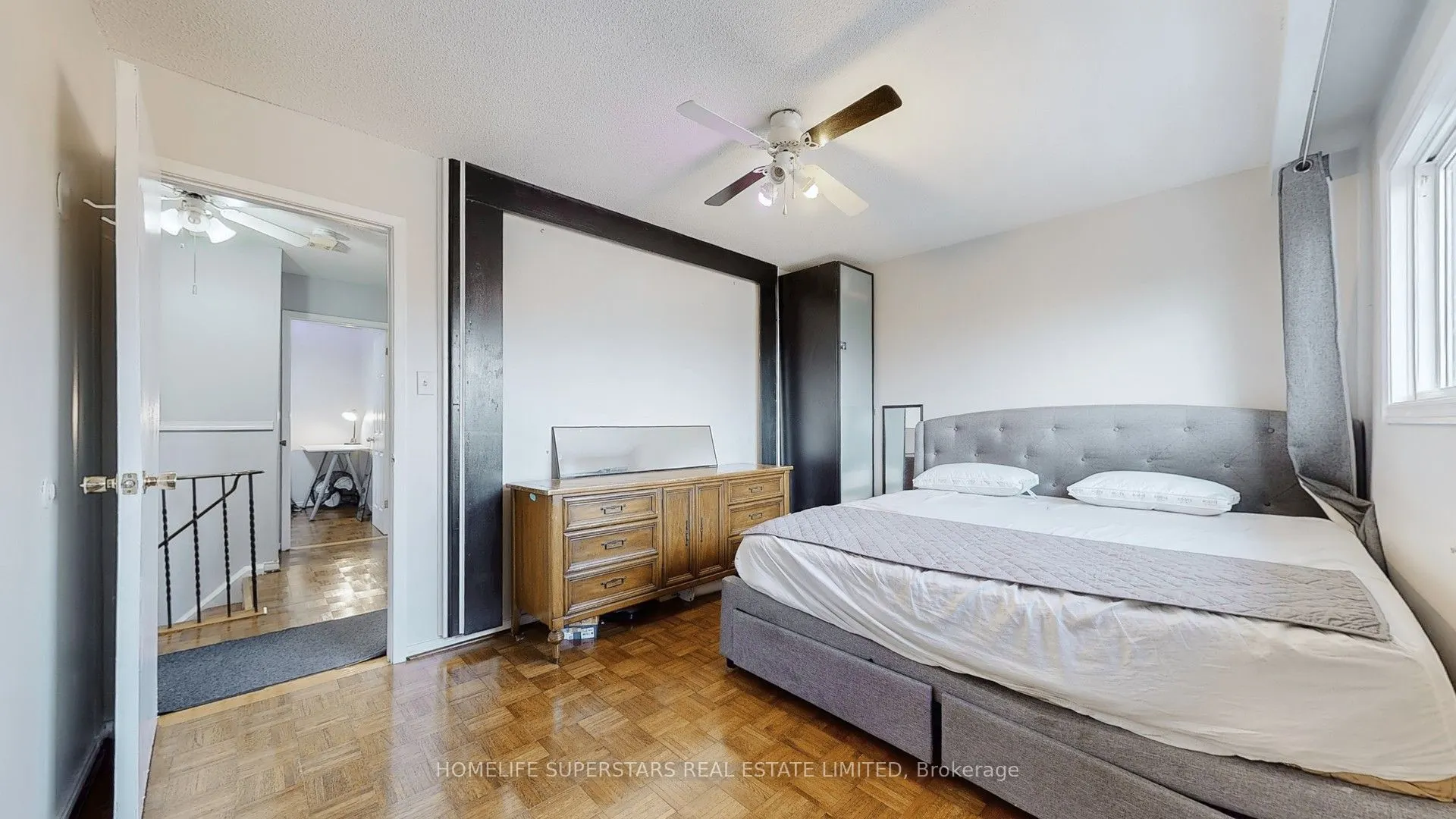 76 Collins Crescent, #75