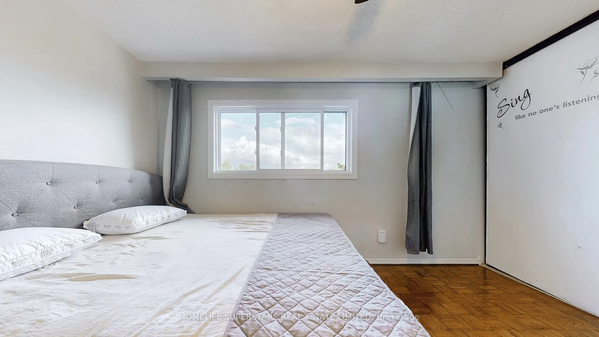 76 Collins Crescent, #75