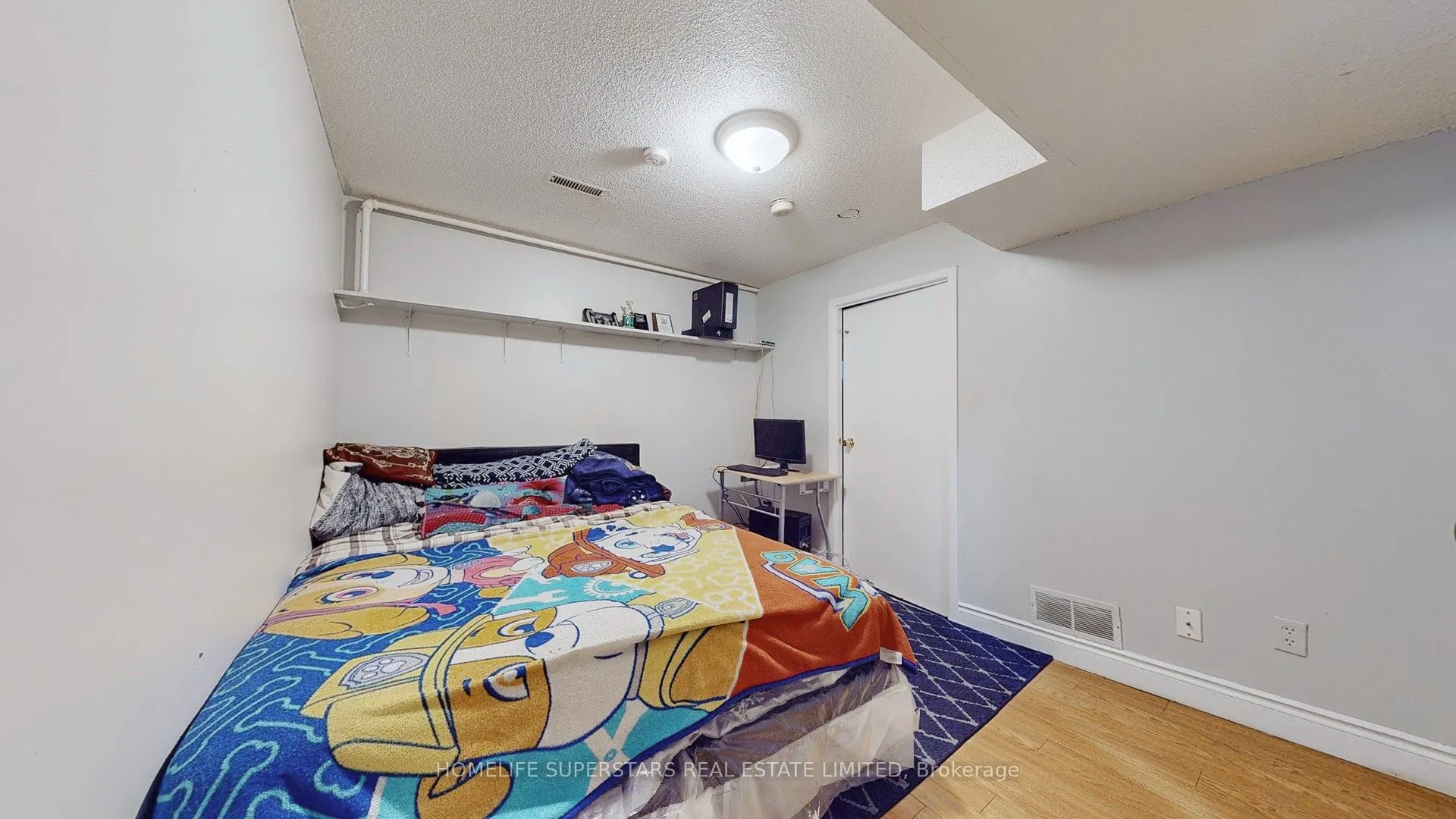 76 Collins Crescent, #75