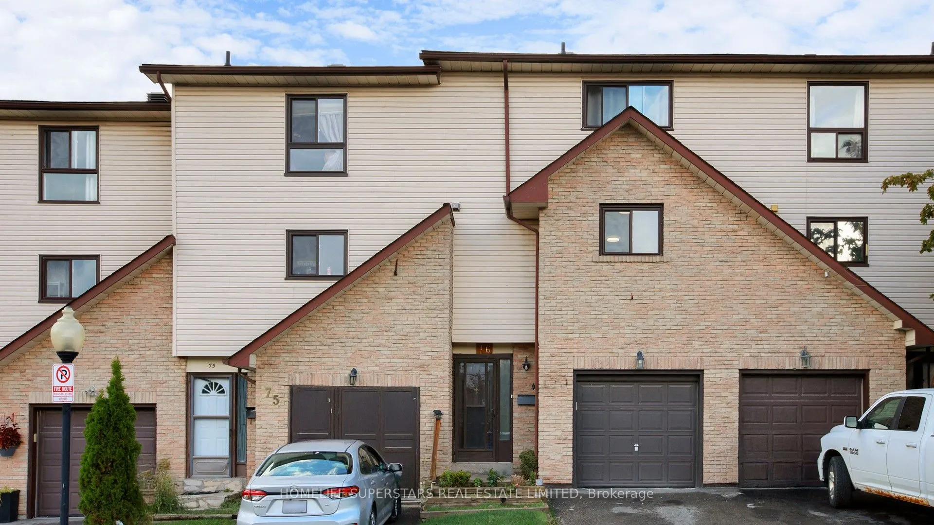 76 Collins Crescent, #75