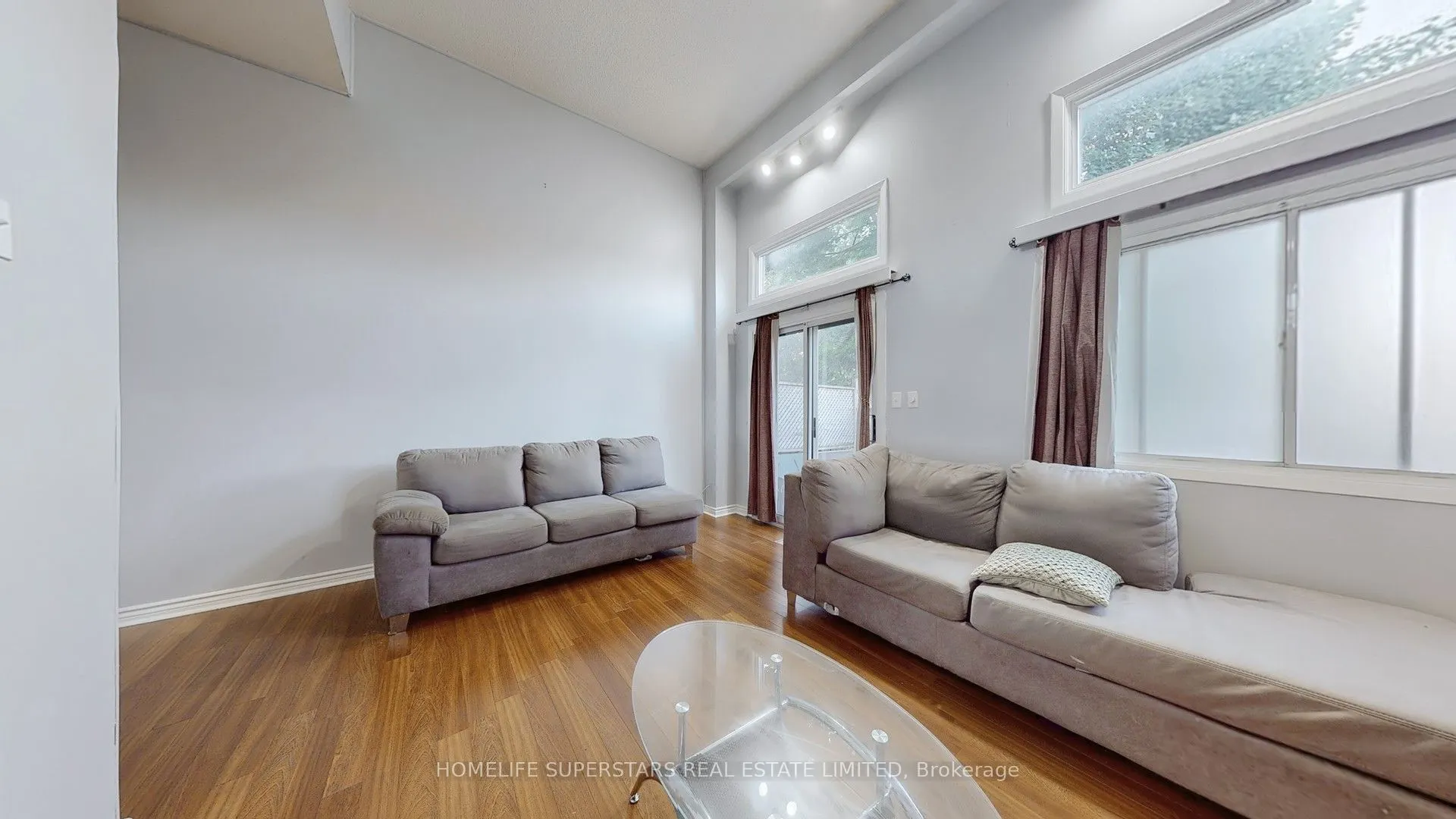 76 Collins Crescent, #75