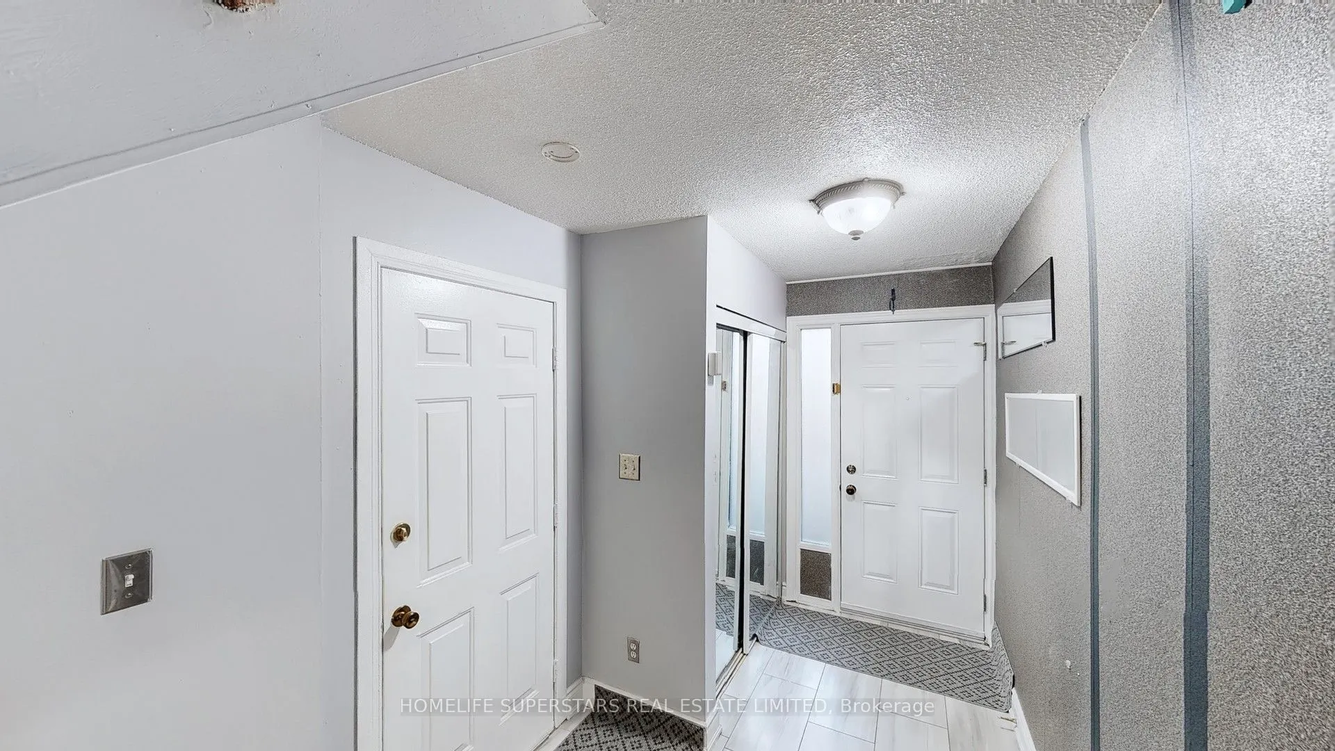 76 Collins Crescent, #75