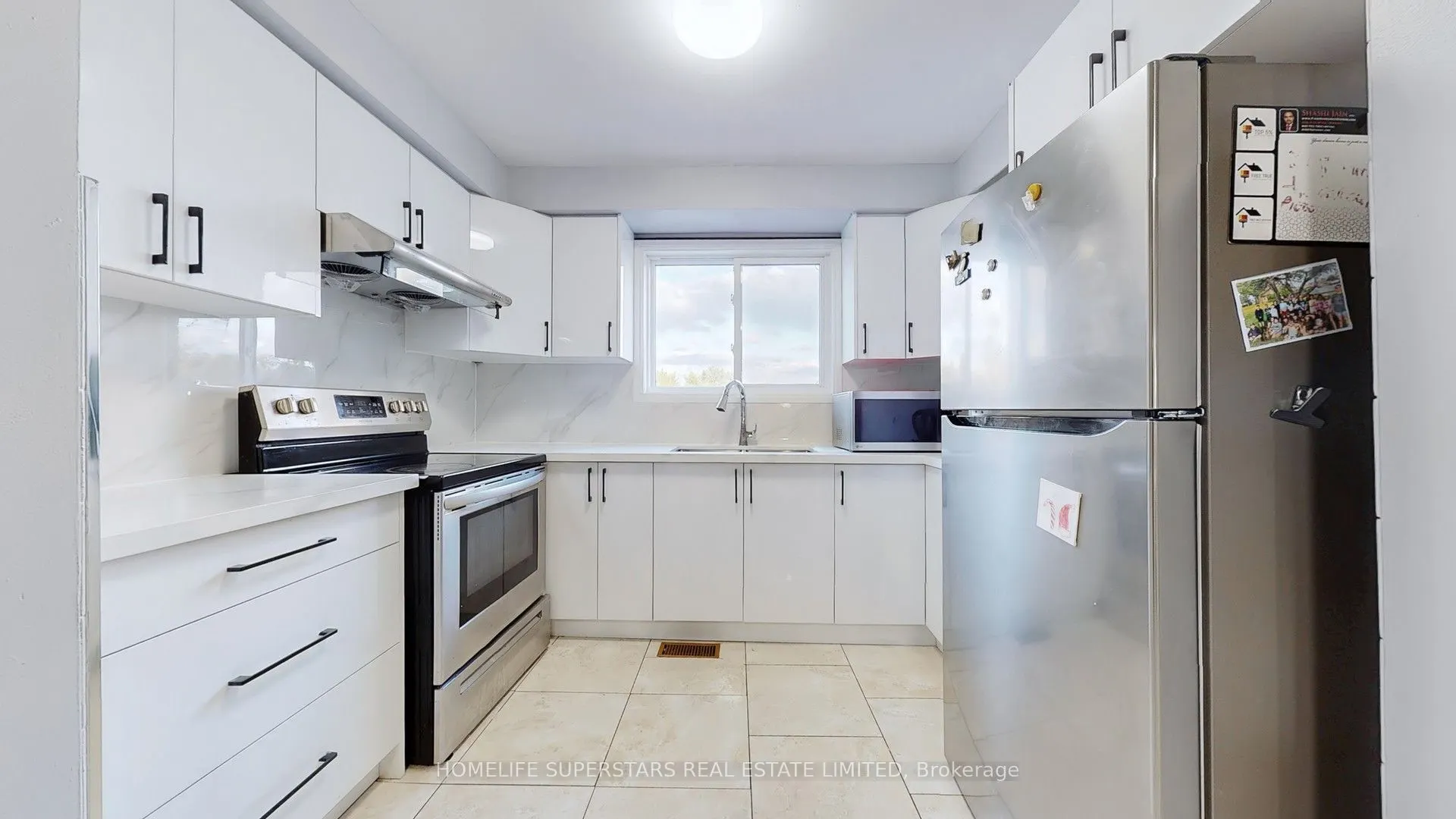 76 Collins Crescent, #75
