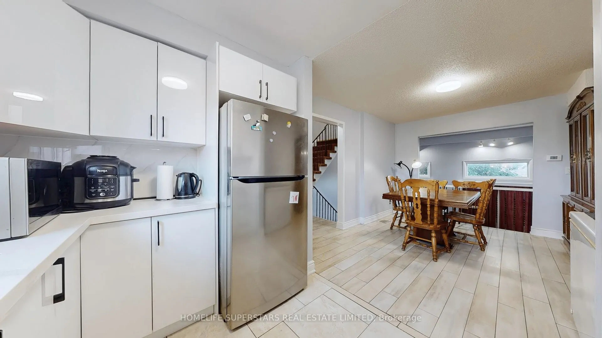 76 Collins Crescent, #75