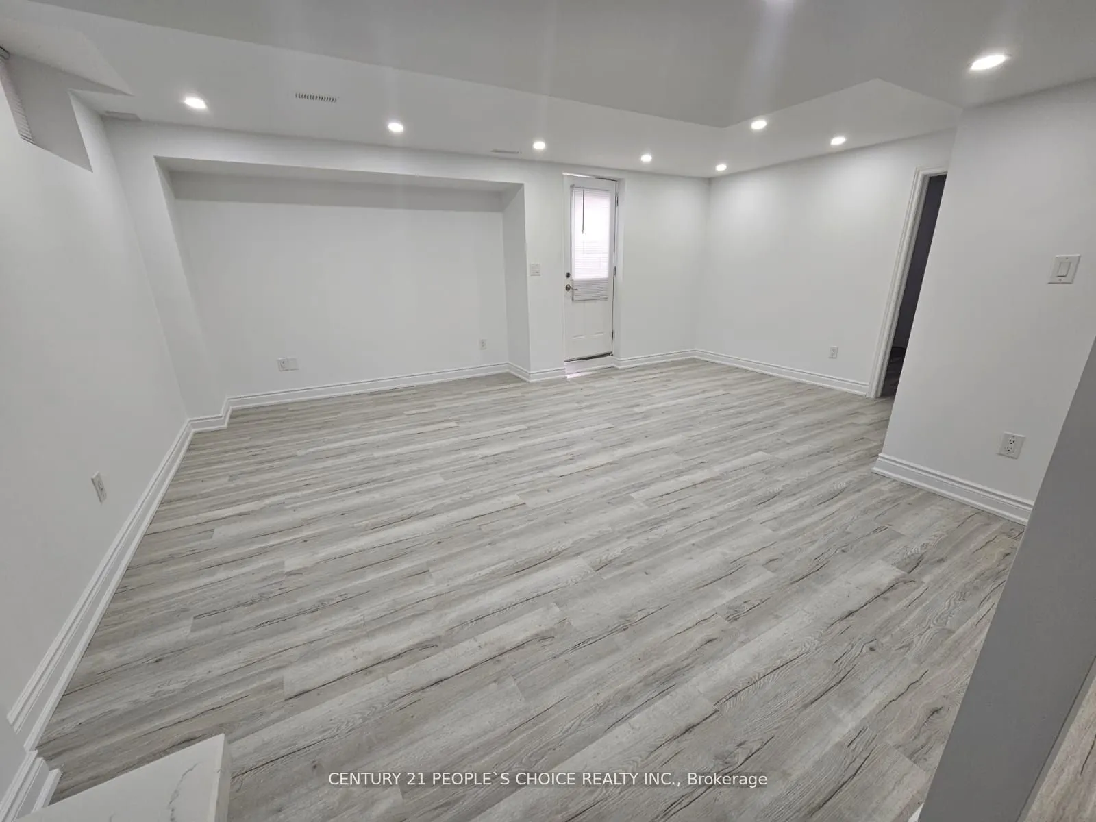 30 Bucksaw Street