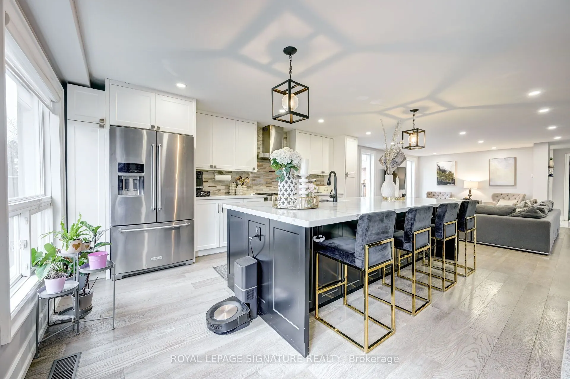 3035 Saracen Court