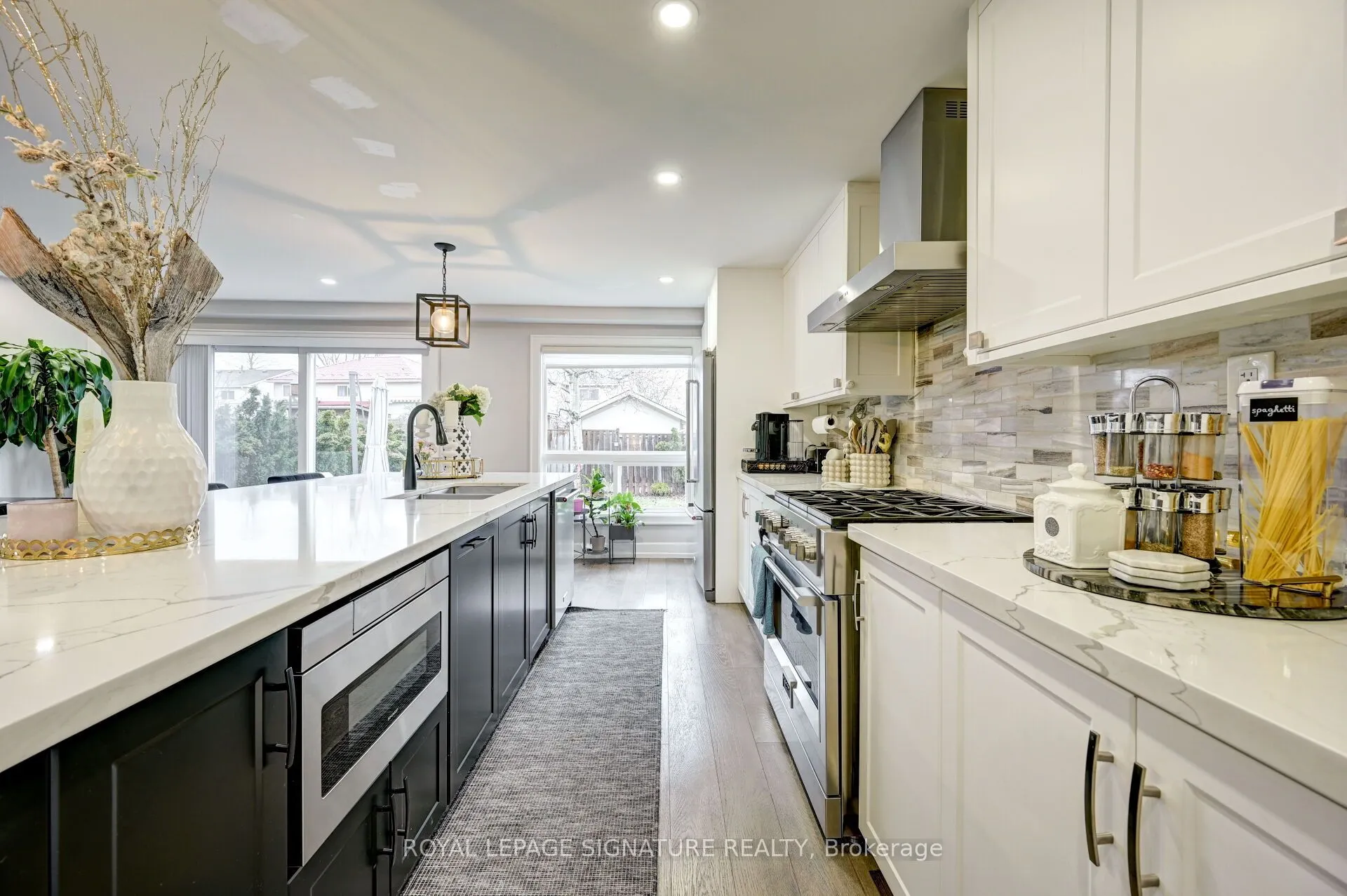 3035 Saracen Court