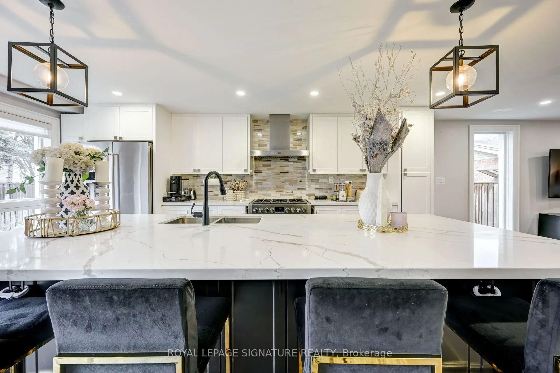 3035 Saracen Court
