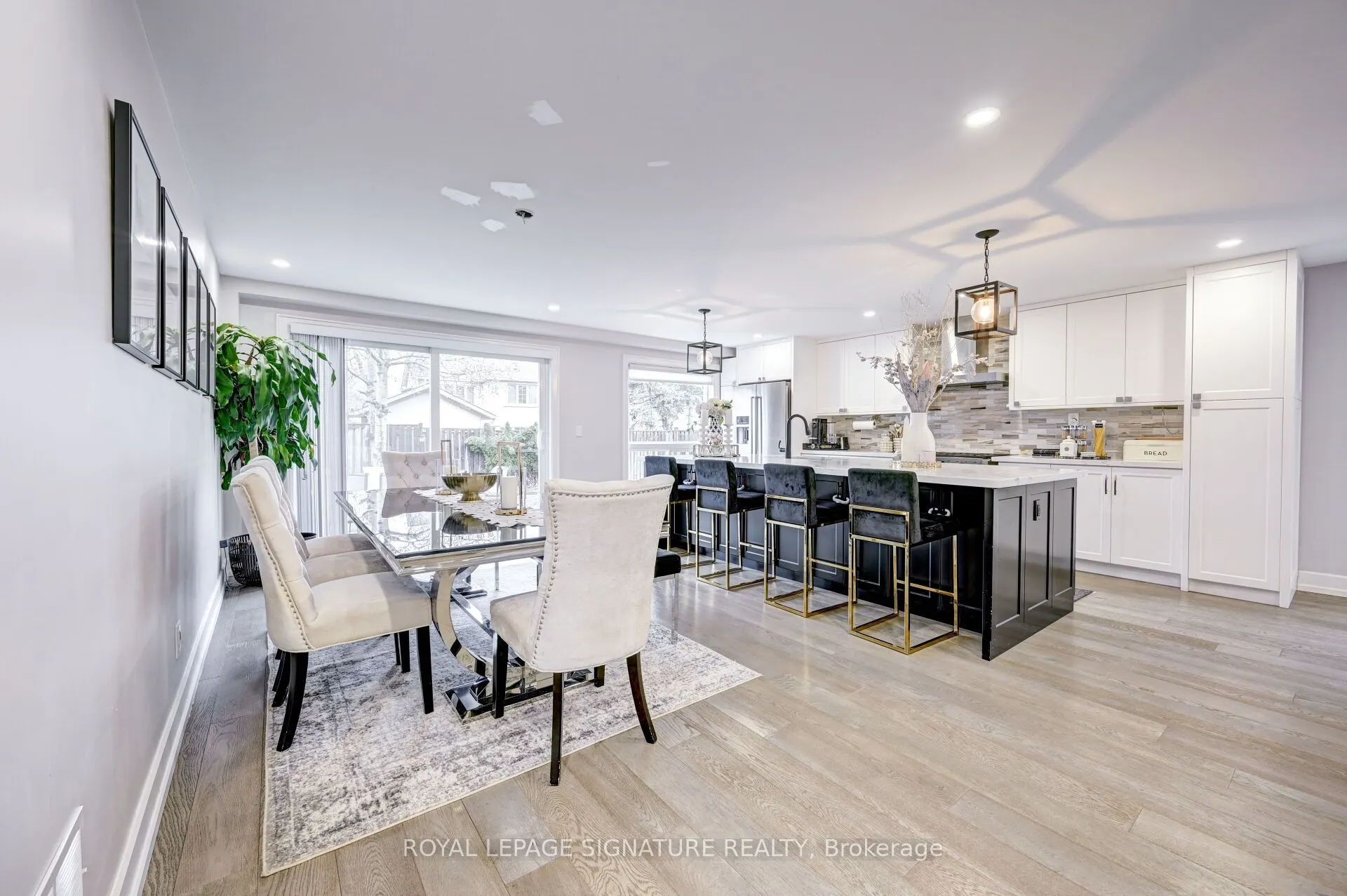 3035 Saracen Court