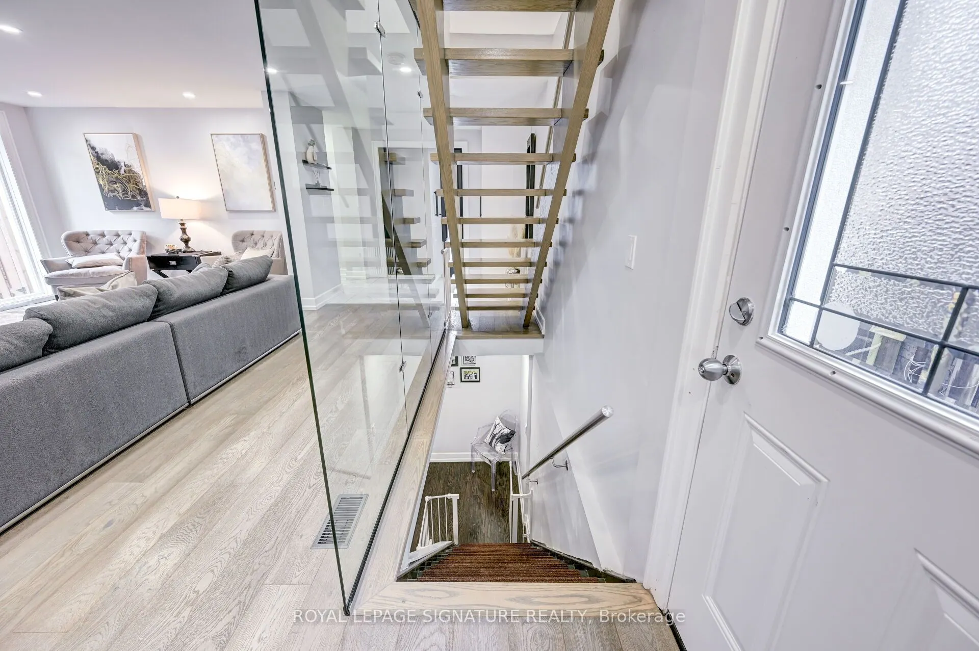 3035 Saracen Court