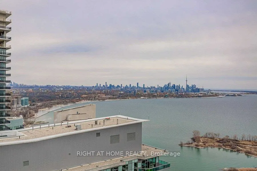 30 Shore Breeze Drive, #4810