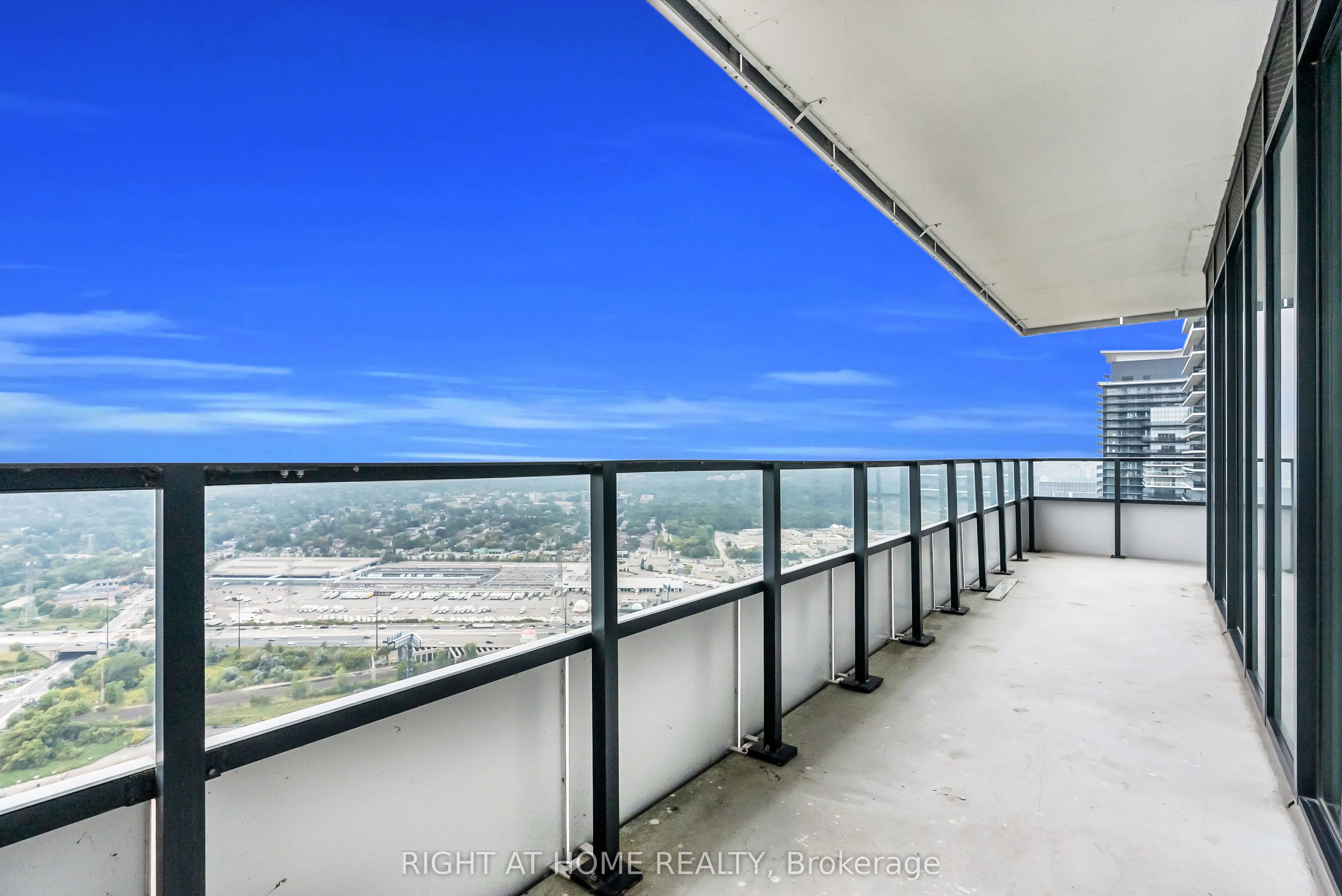 30 Shore Breeze Drive, #4810